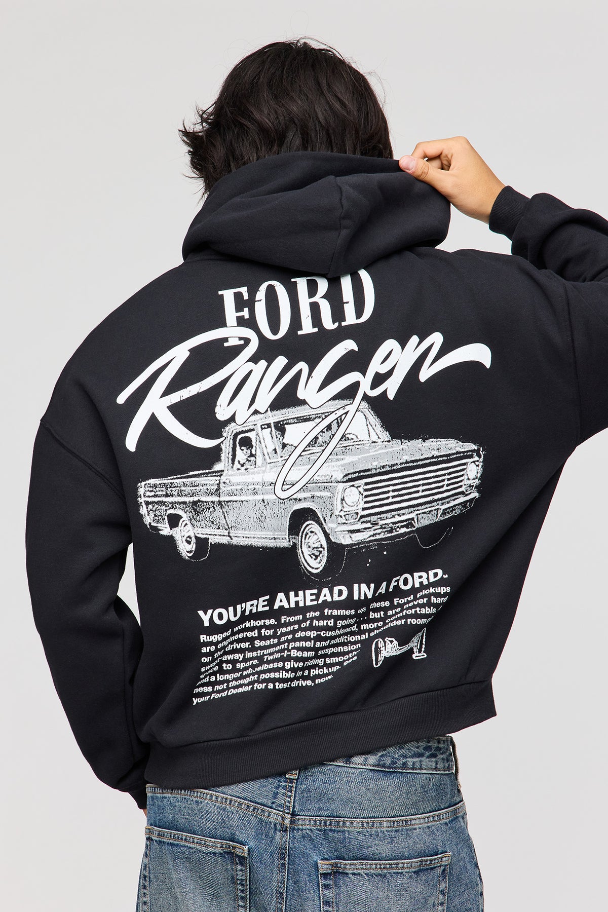Haut carré à capuchon en molleton à imprimé Ford 