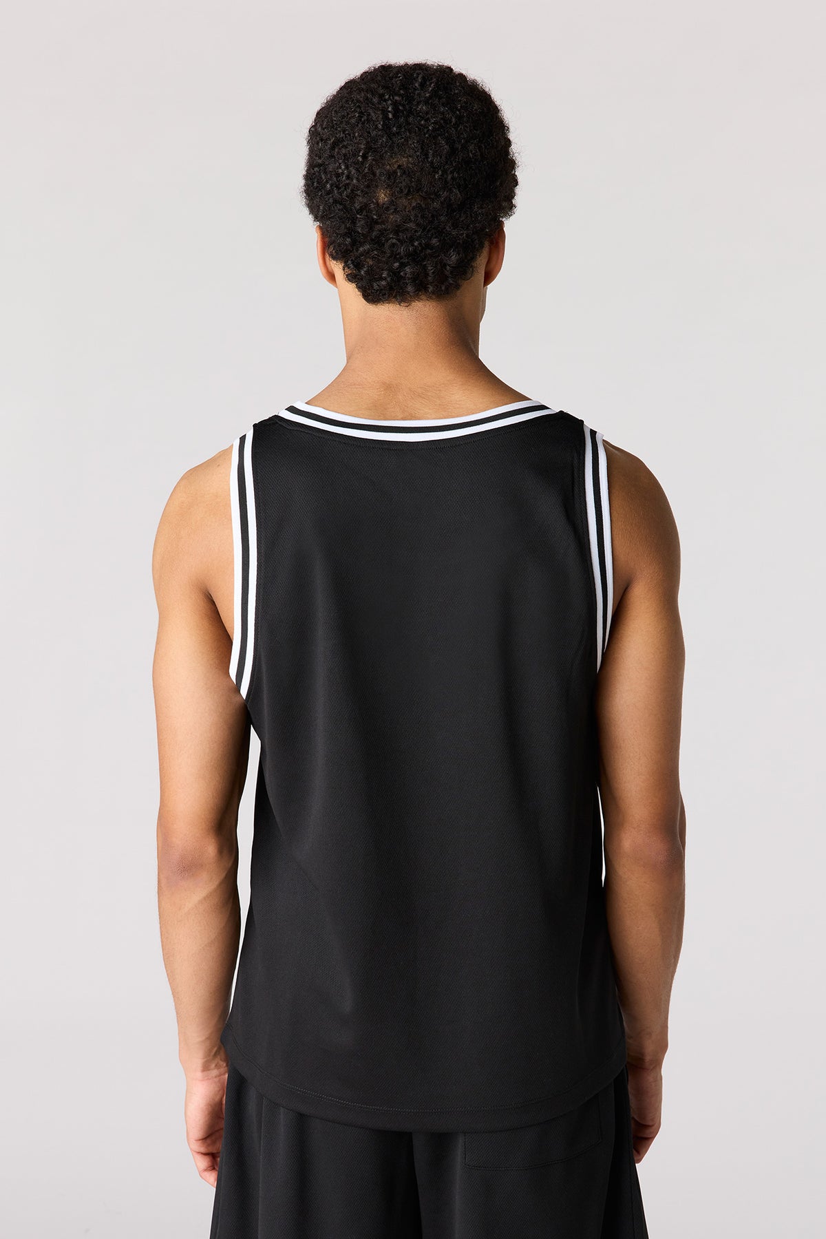 Vue alternative 2. Jersey en filet imprimé
