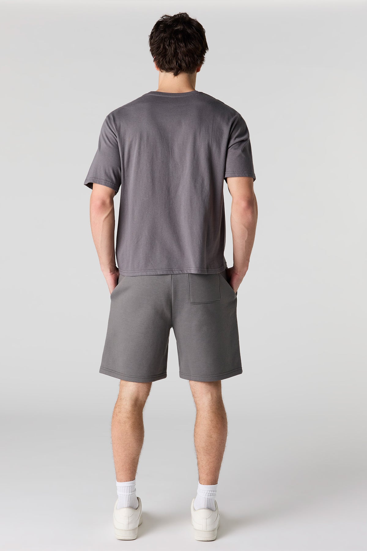 Vue alternative 3. Short en molleton imprimé