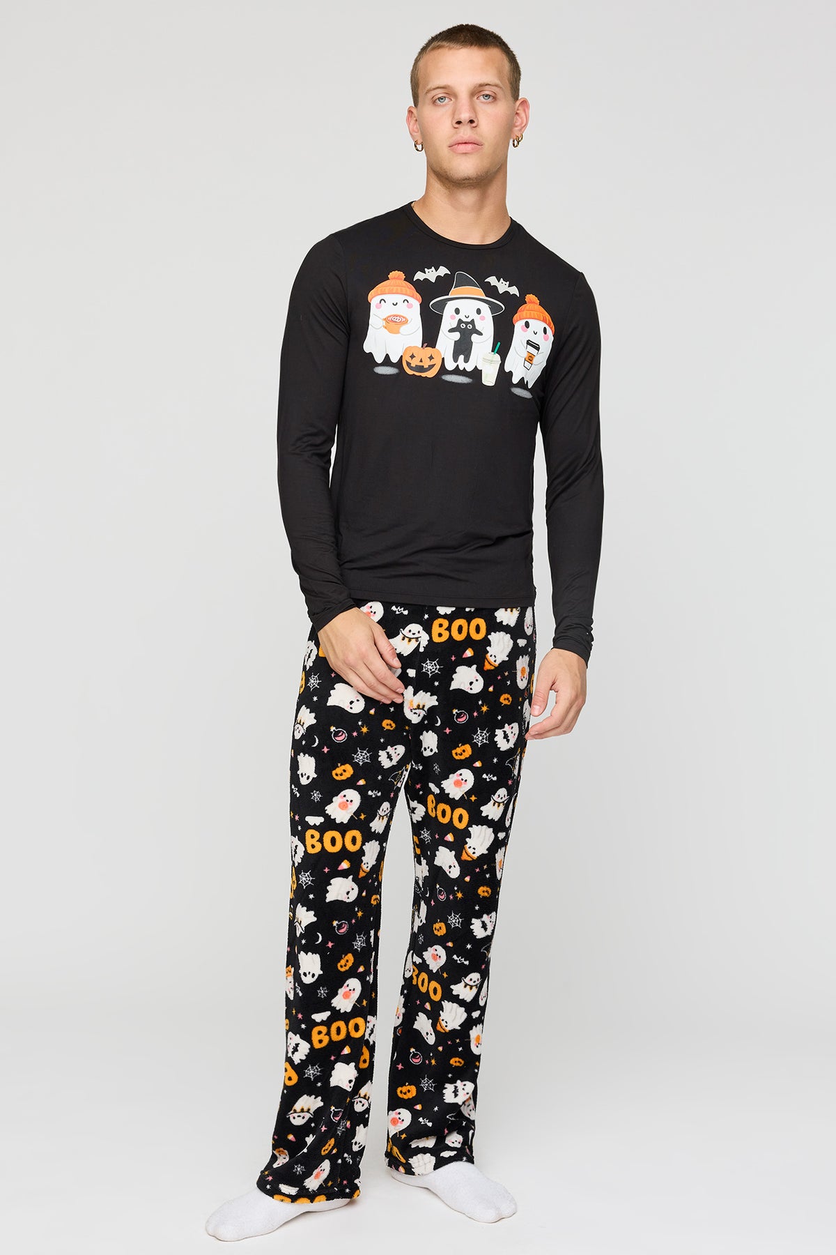 Alt View 3. Mens Boo Crew Fammy Jammies - Black