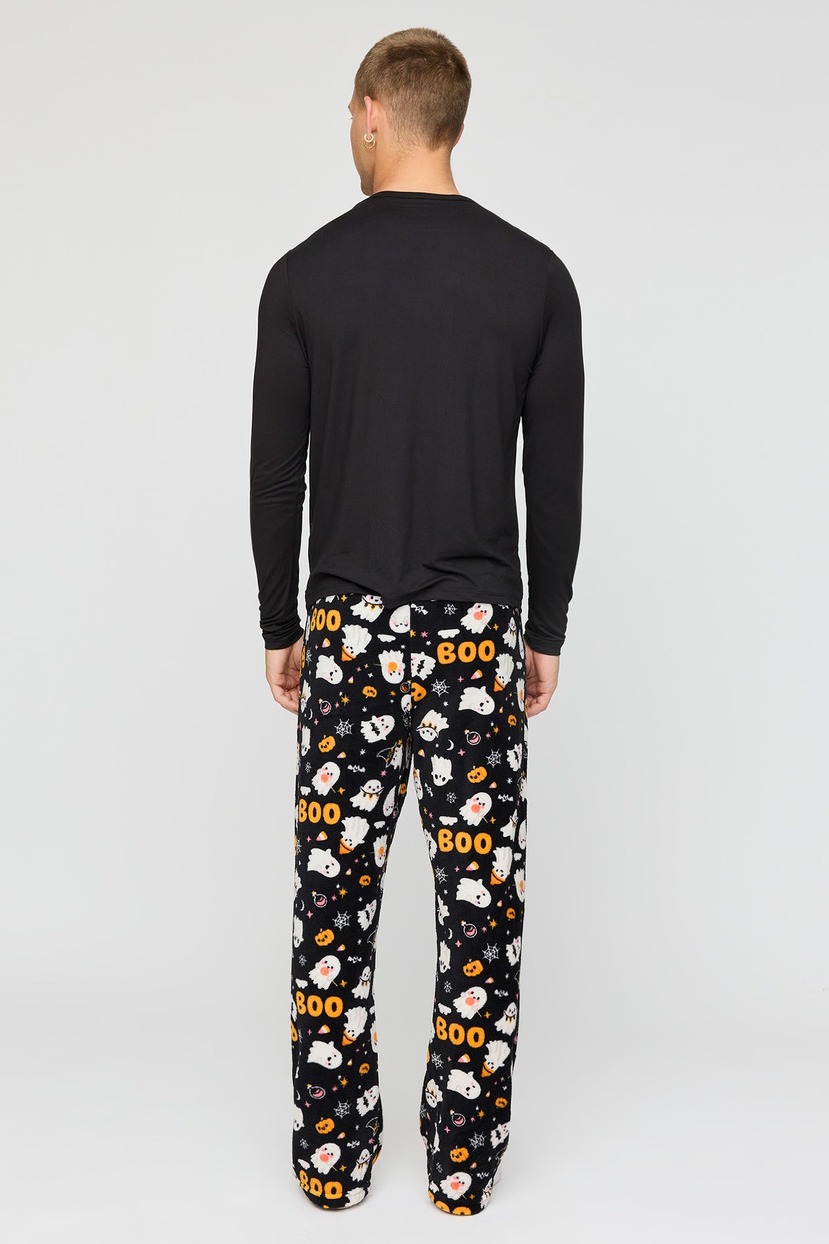 Alt View 5. Mens Boo Crew Fammy Jammies - Black