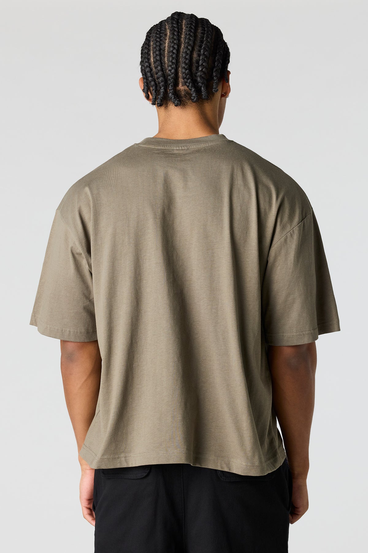 Alt View 2. One Piece Graphic T-Shirt - Dark Green