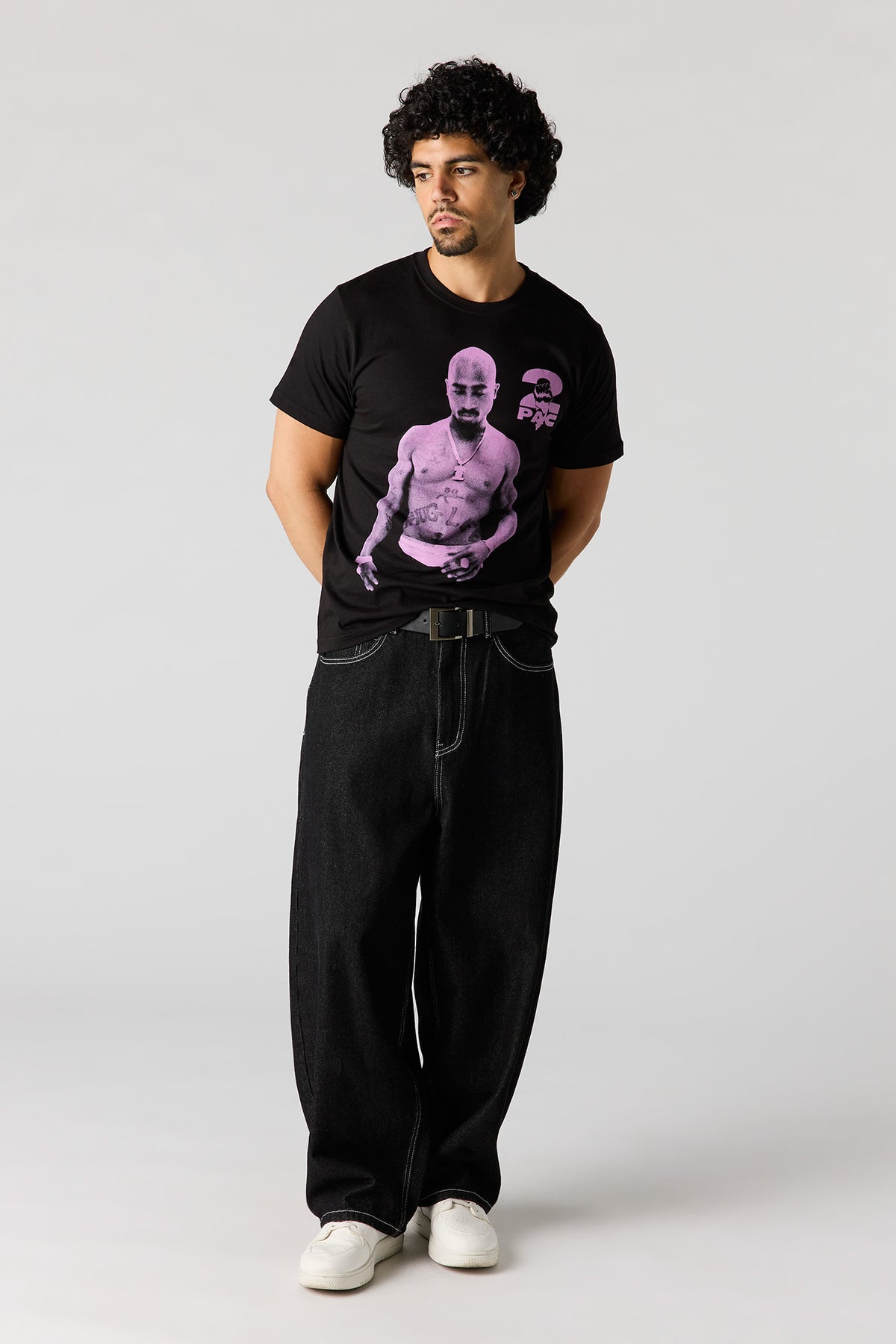 Alt View 3. Tupac Graphic T-Shirt - Black
