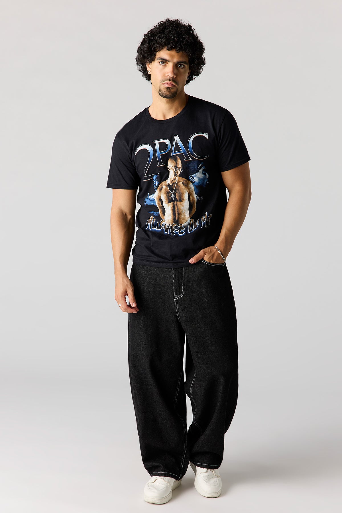 Alt View 3. Tupac Graphic T-Shirt - Solid Black