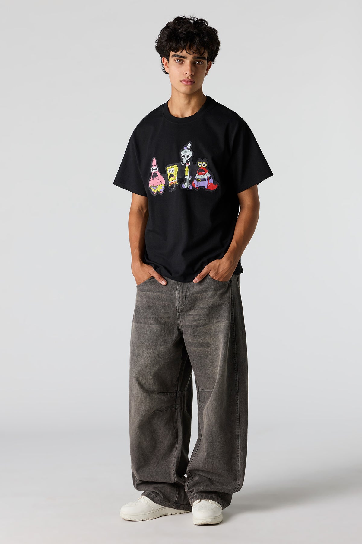 Vue alternative 3. T-shirt à imprimé SpongeBob