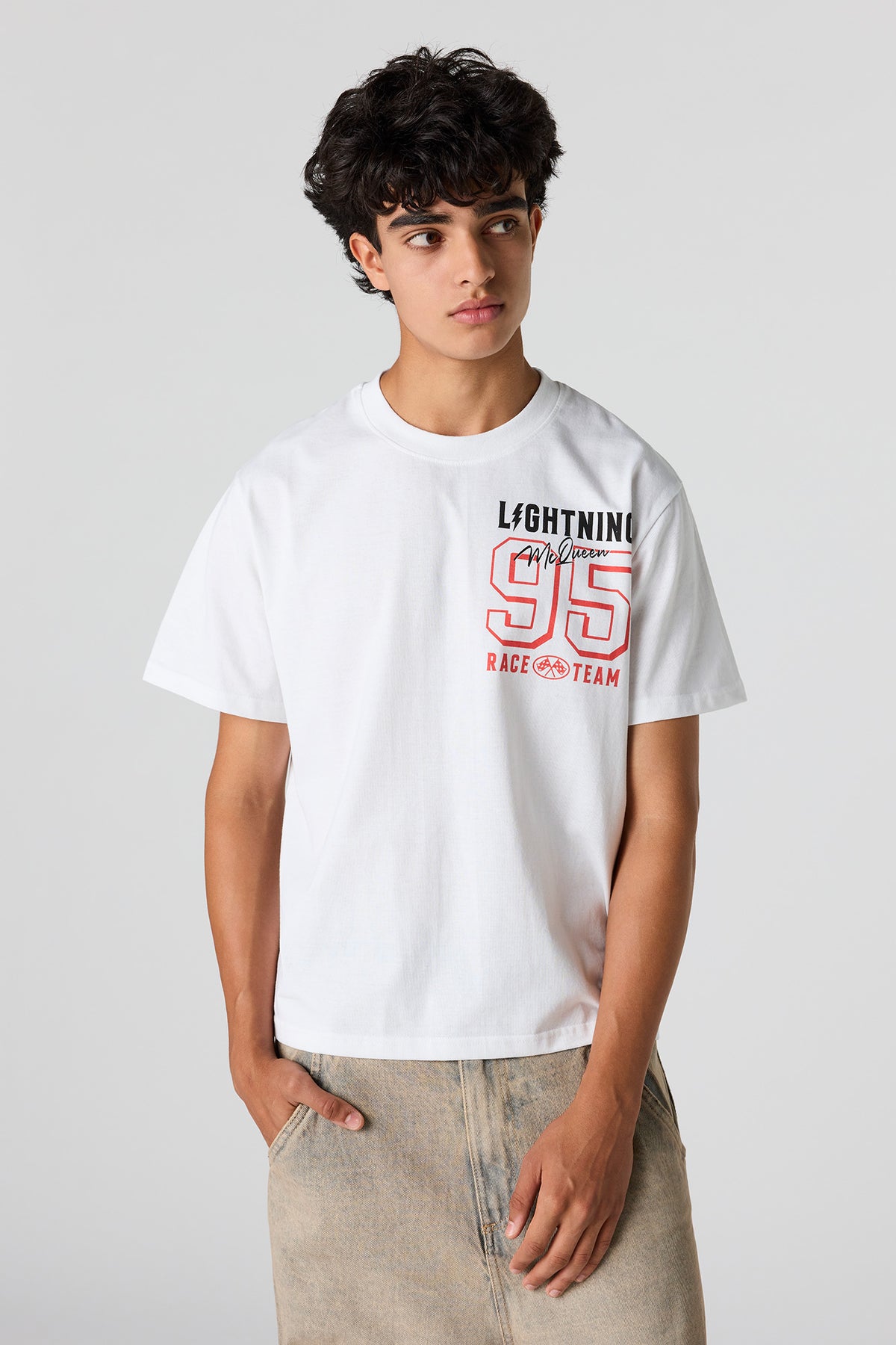 Vue alternative 2. Lightning McQueen Graphic T-Shirt - White