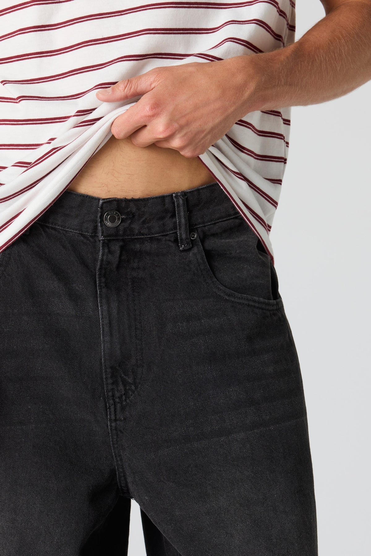 Vue alternative 4. Jean super baggy délavé noir