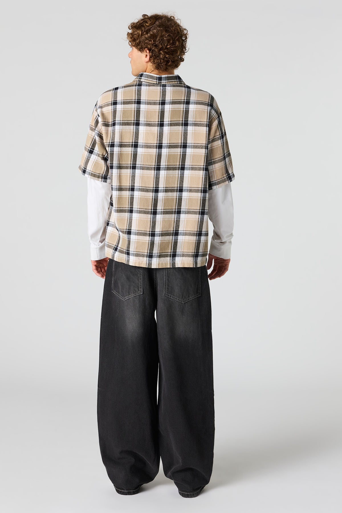 Alt View 3. Wide Leg Washed Black Jean - Black