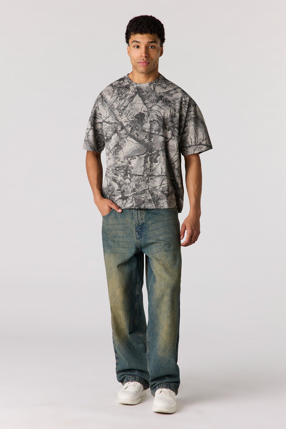Alt View 2. Super Baggy Tinted Dark Jean - Midnight Blue