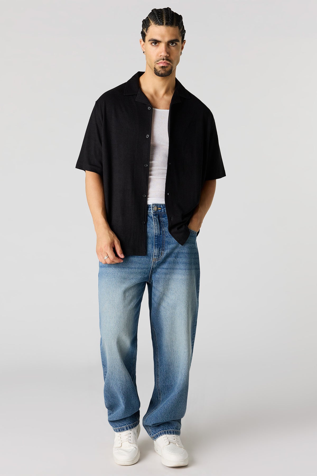 Vue alternative 2. Jean baggy délavé moyen