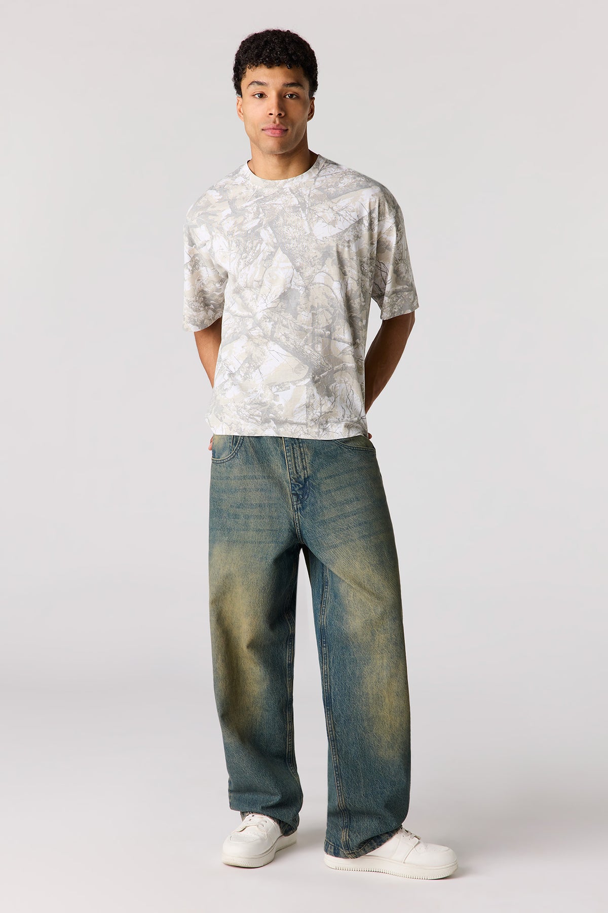 Vue alternative 18. T-shirt carré