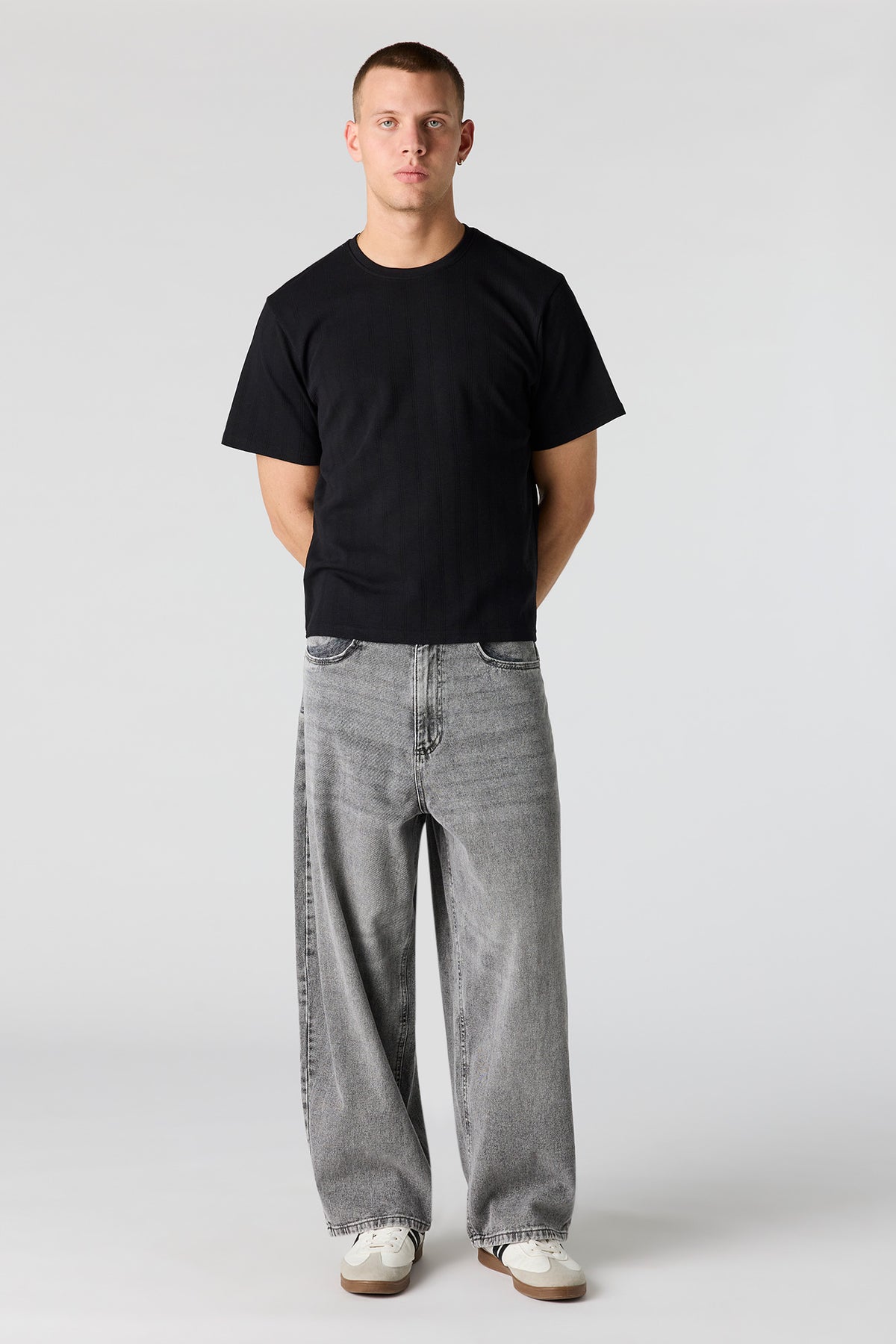 Alt View 3. Textured T-Shirt - Black