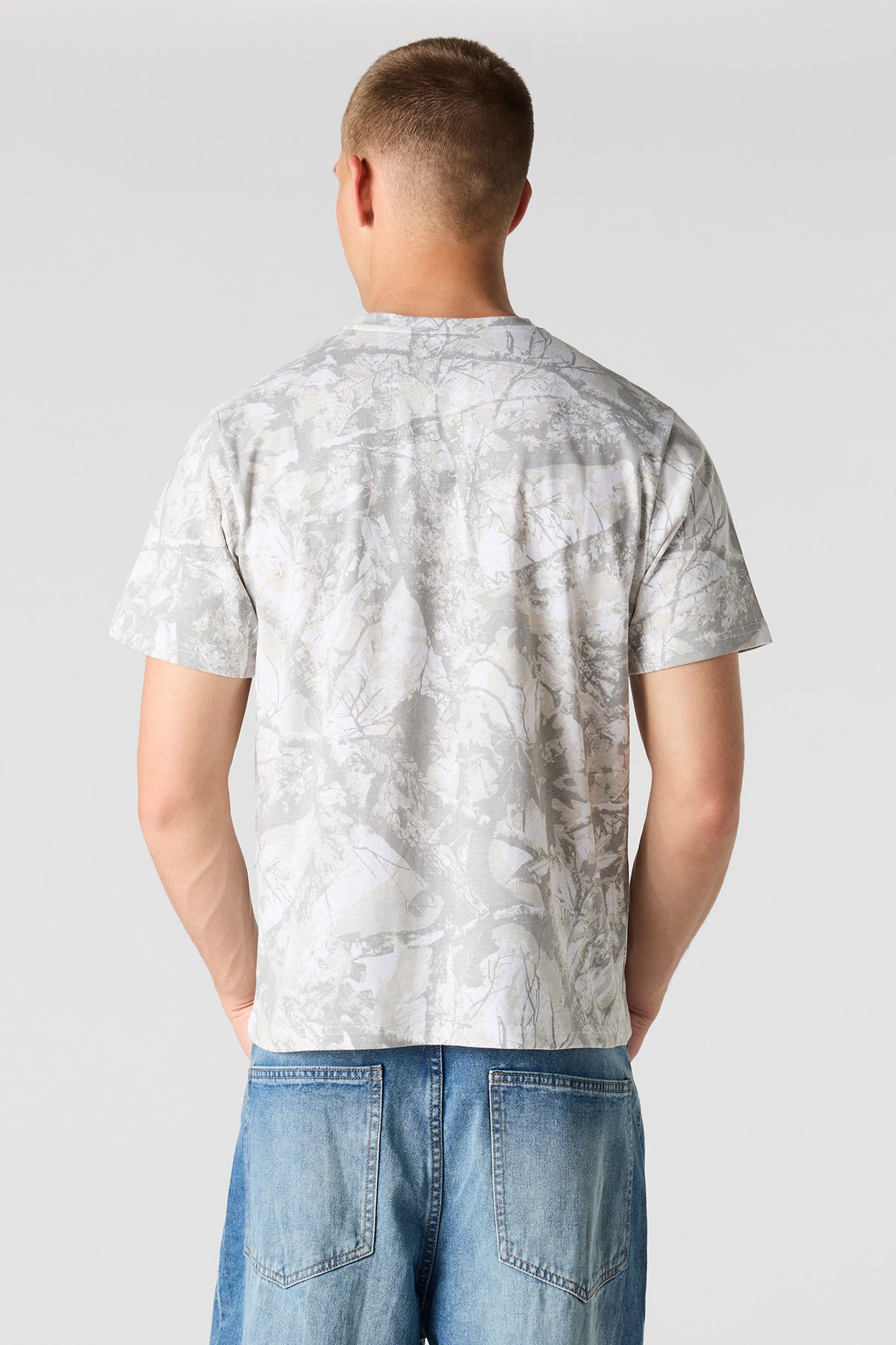 Alt View 2. Crewneck T-Shirt - Camouflage
