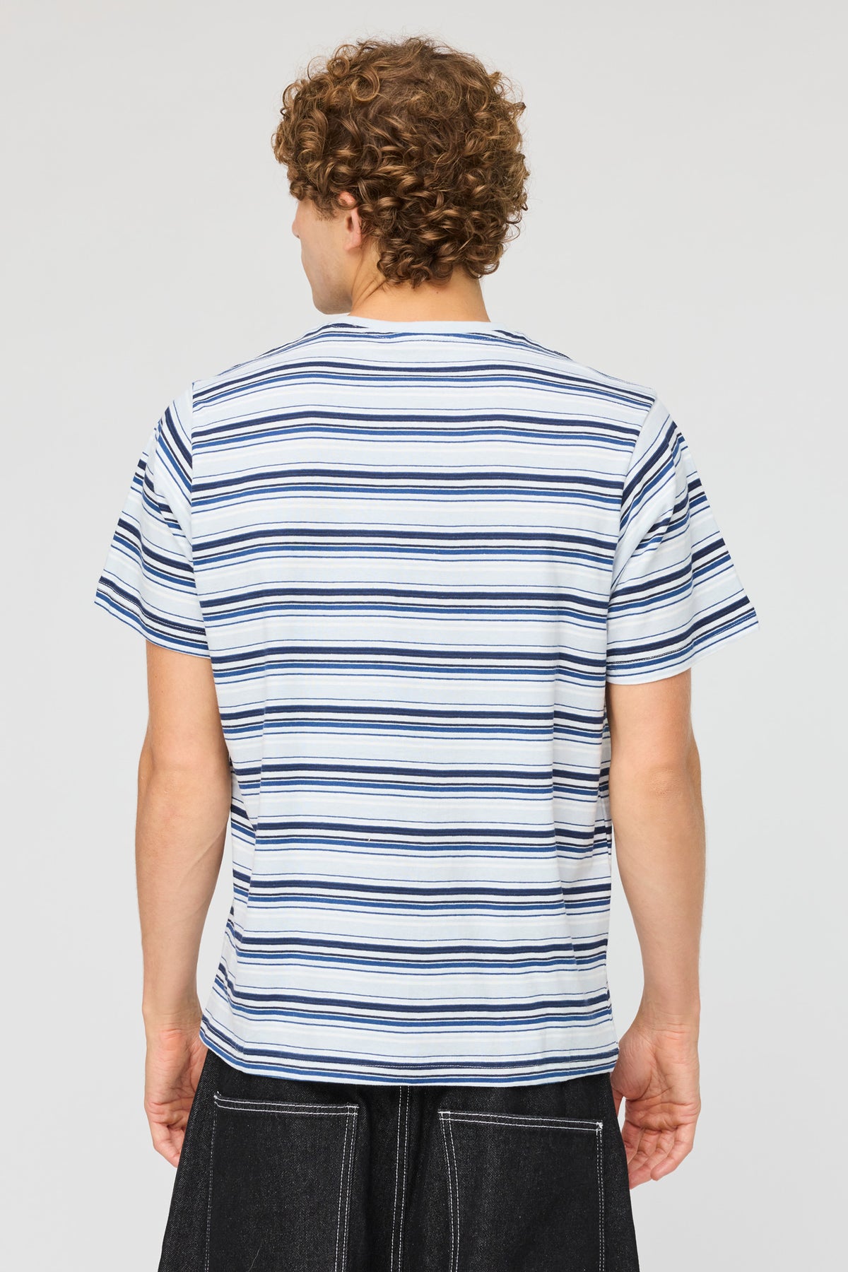 Alt View 2. Graphic Striped T-Shirt - Blue
