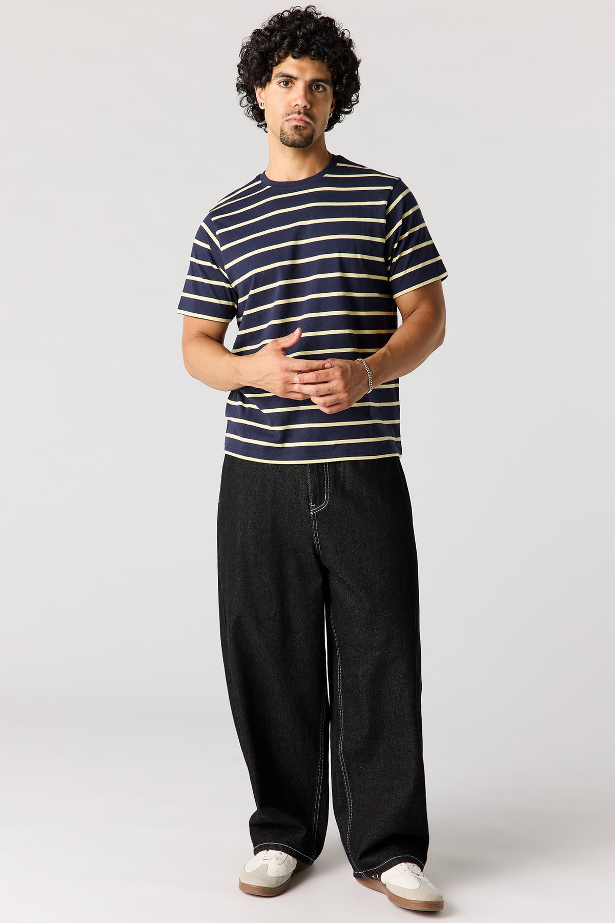 Alt View 3. Striped Crewneck T-Shirt - Navy