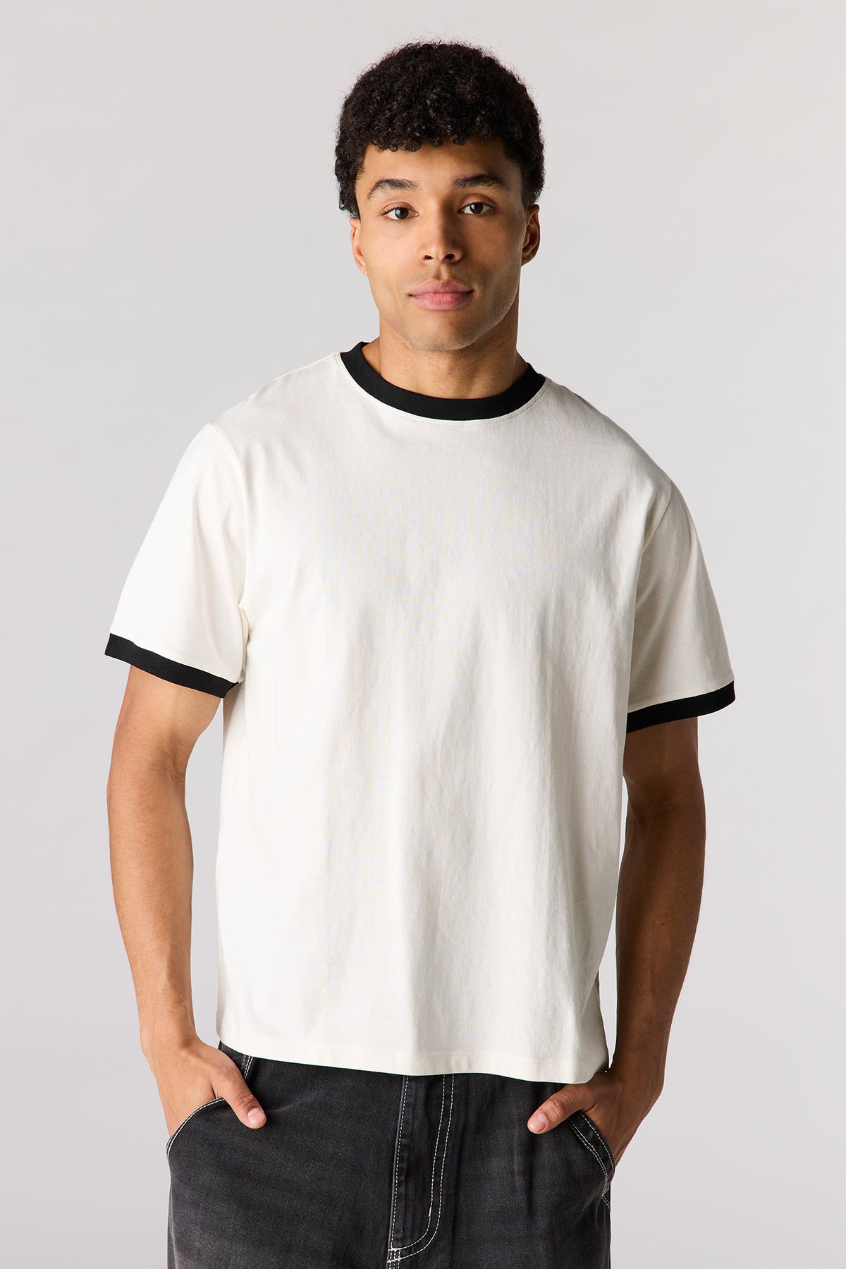 T-shirt à liséré contrastant