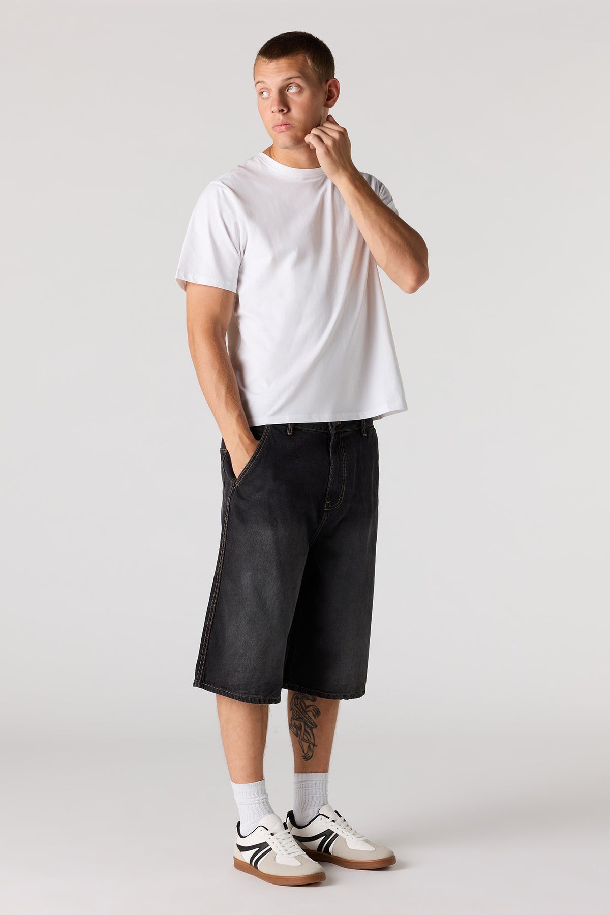 Alt View 3. Crewneck T-Shirt - White