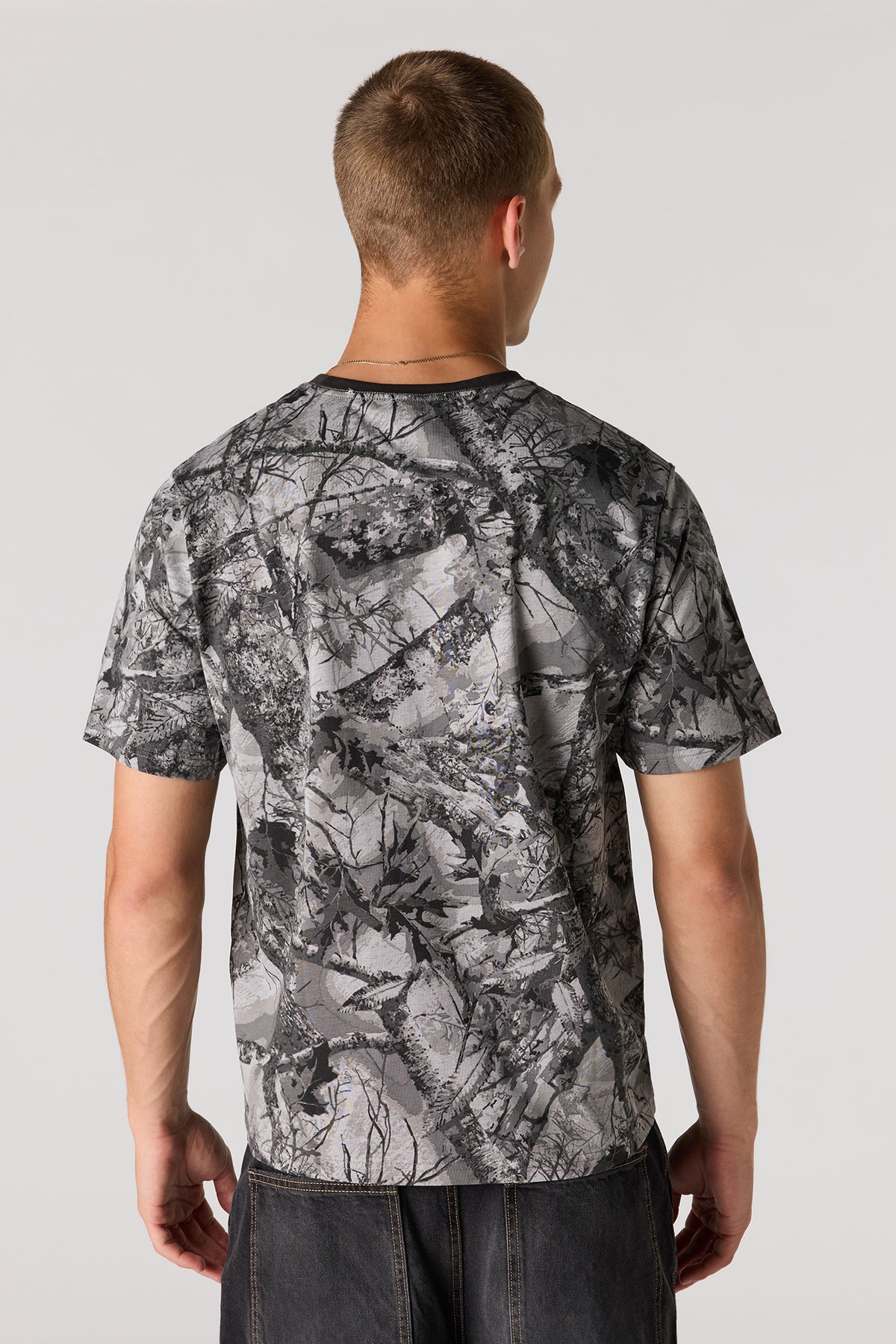 Alt View 2. Crewneck T-Shirt - Camouflage