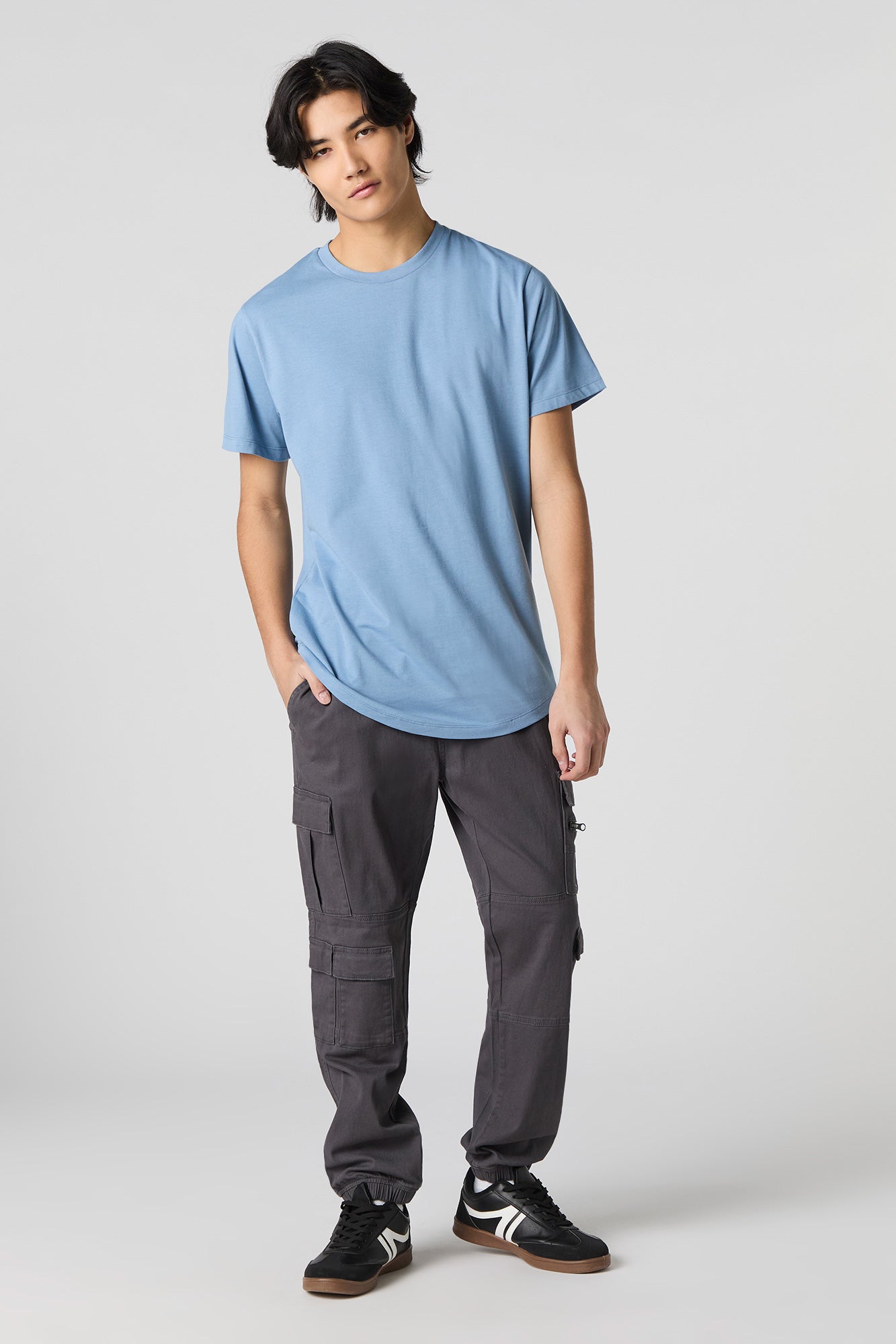【新品タグ付き】någonstans curve-hem t-shirt 新品タグ付き】någonstans curve-hem t-shirt