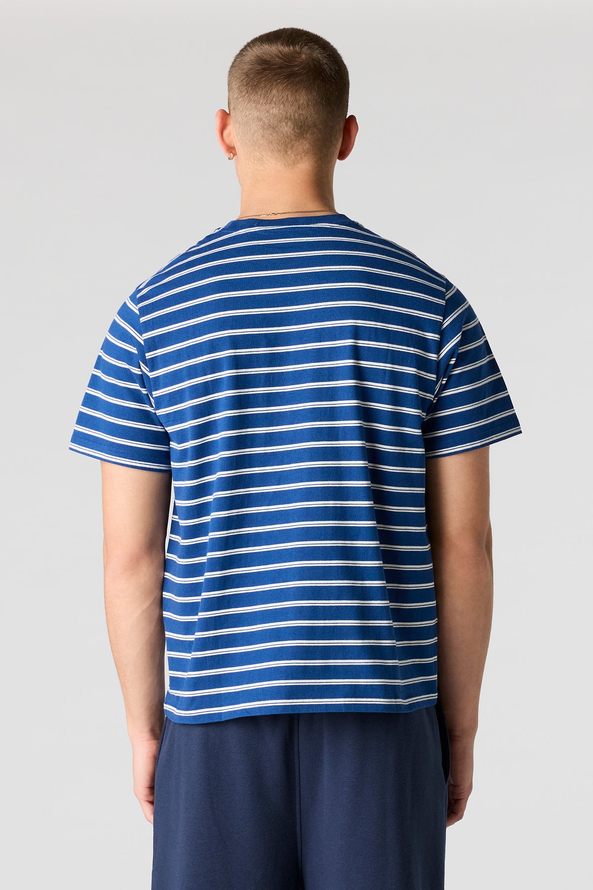 Alt View 2. Striped T-Shirt - Blue
