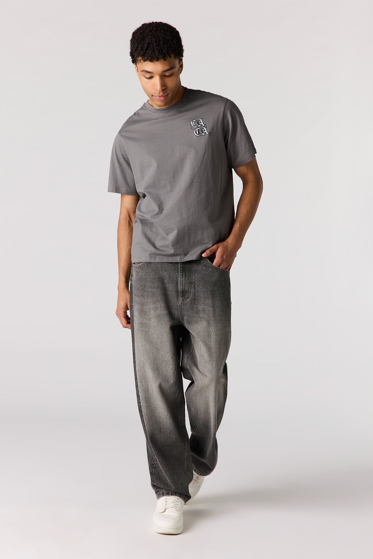 Alt View 3. Embroidered T-Shirt - Dark Grey