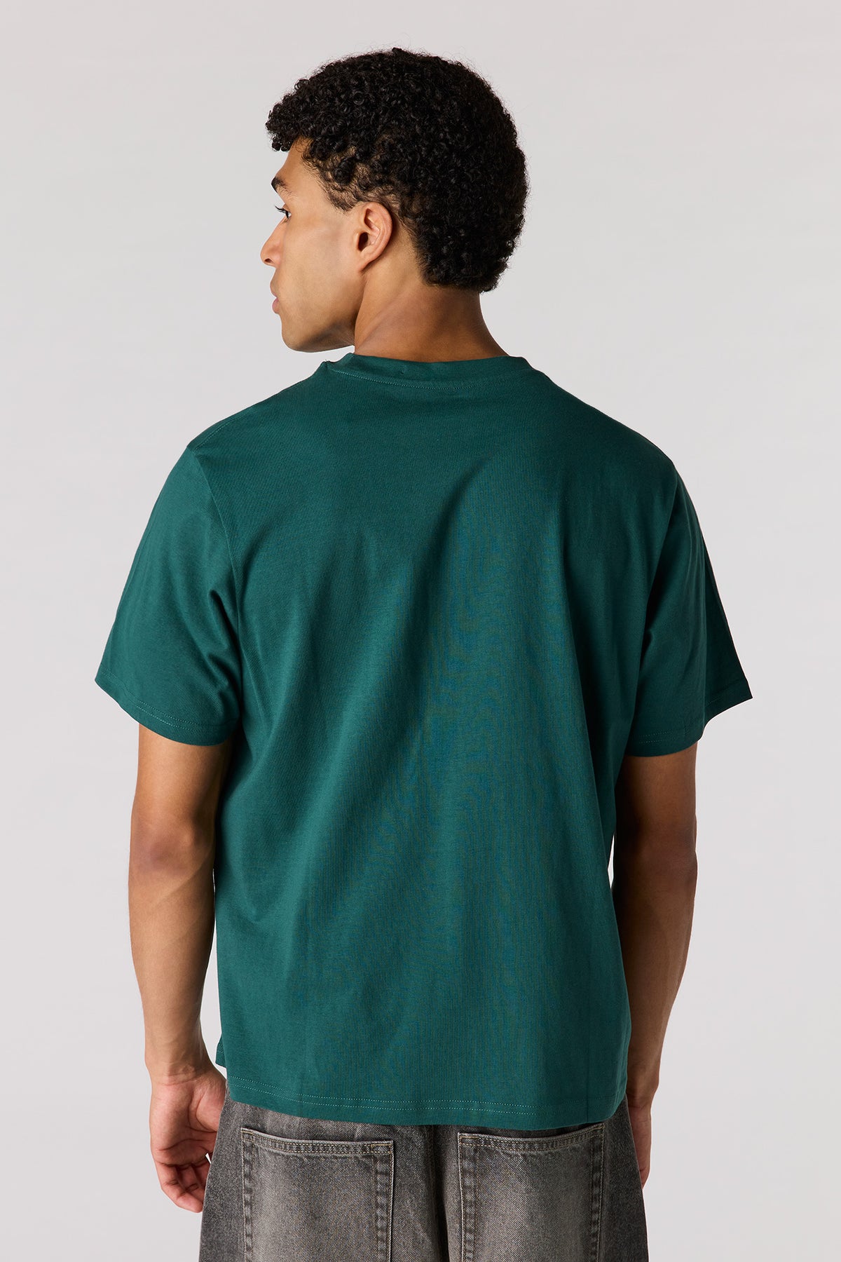 Vue alternative 2. T-shirt avec motif brodé
