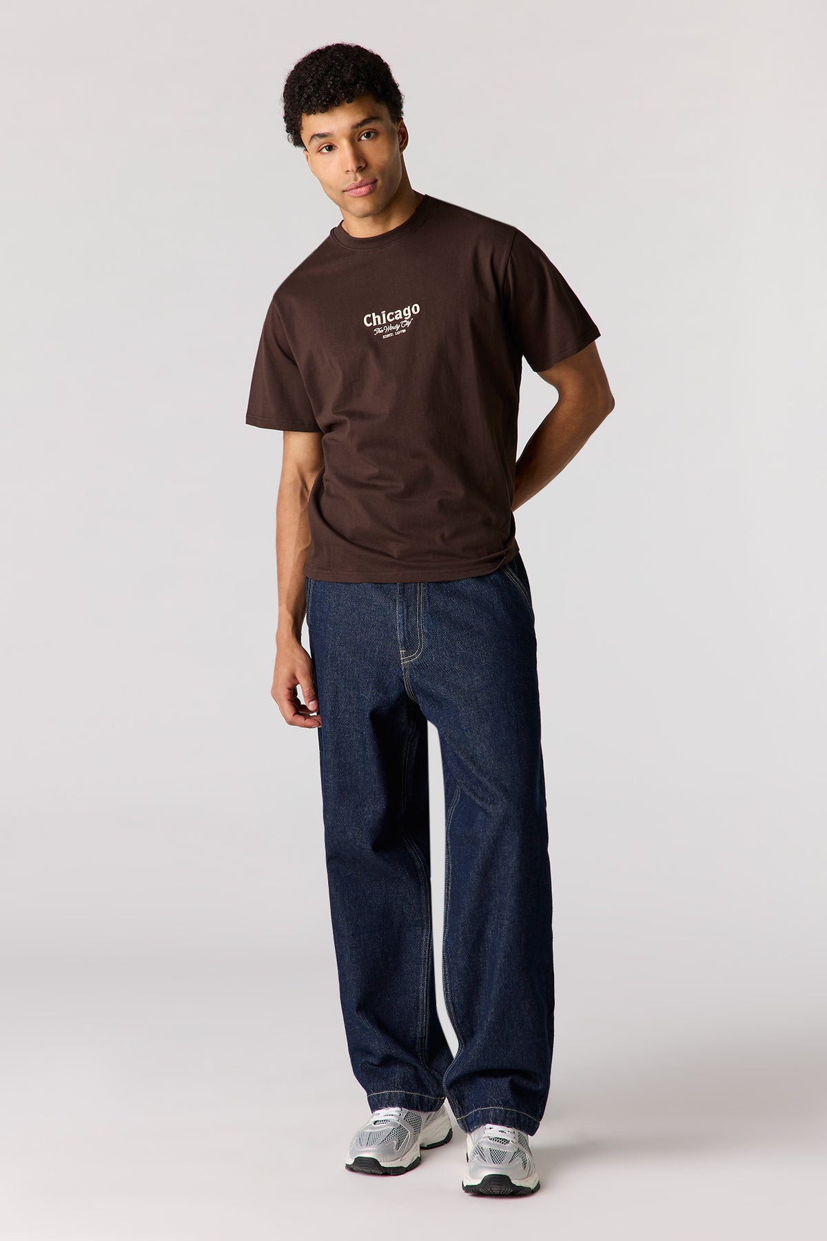 Alt View 3. Embroidered T-Shirt - Brown