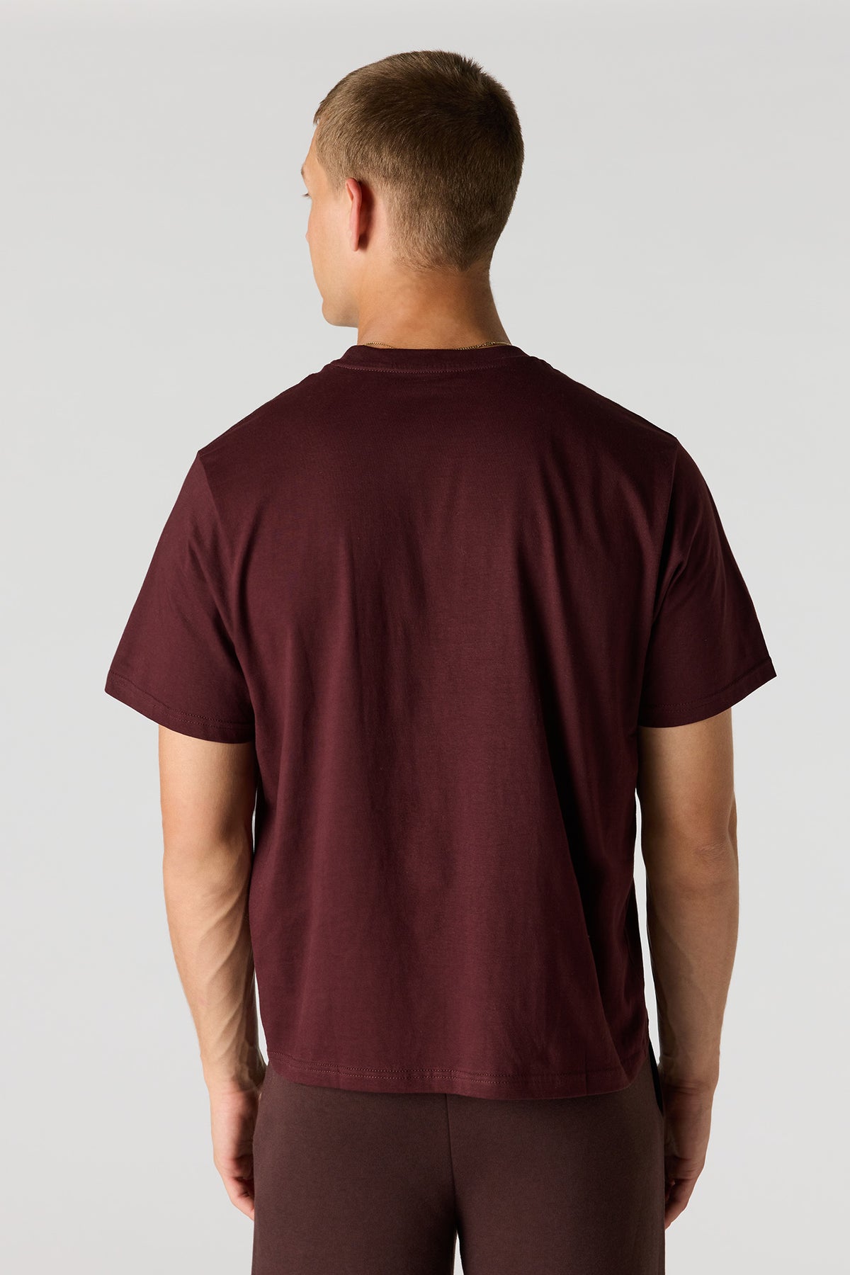 Alt View 2. Embroidered T-Shirt - Burgundy