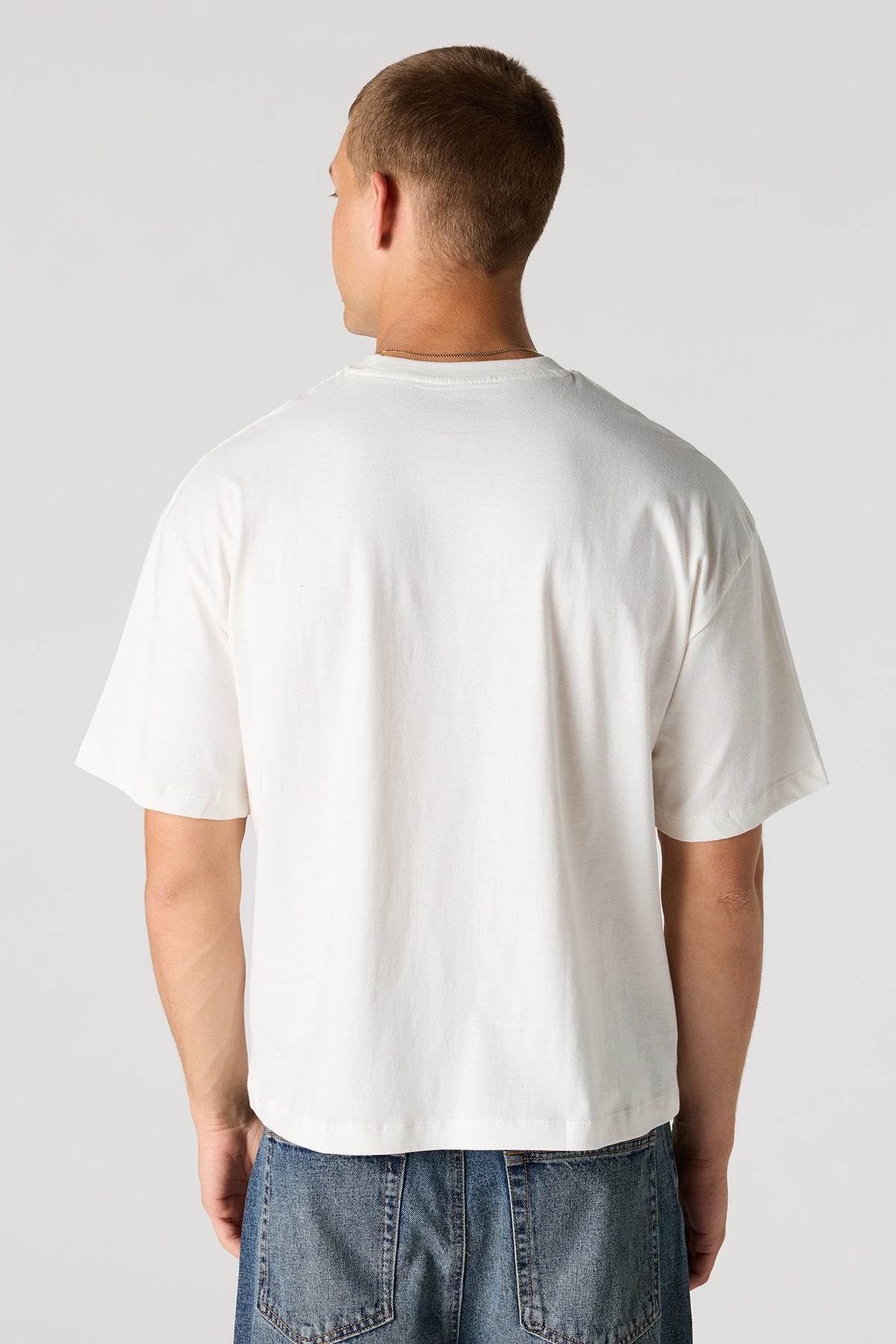 Vue alternative 2. T-shirt carré