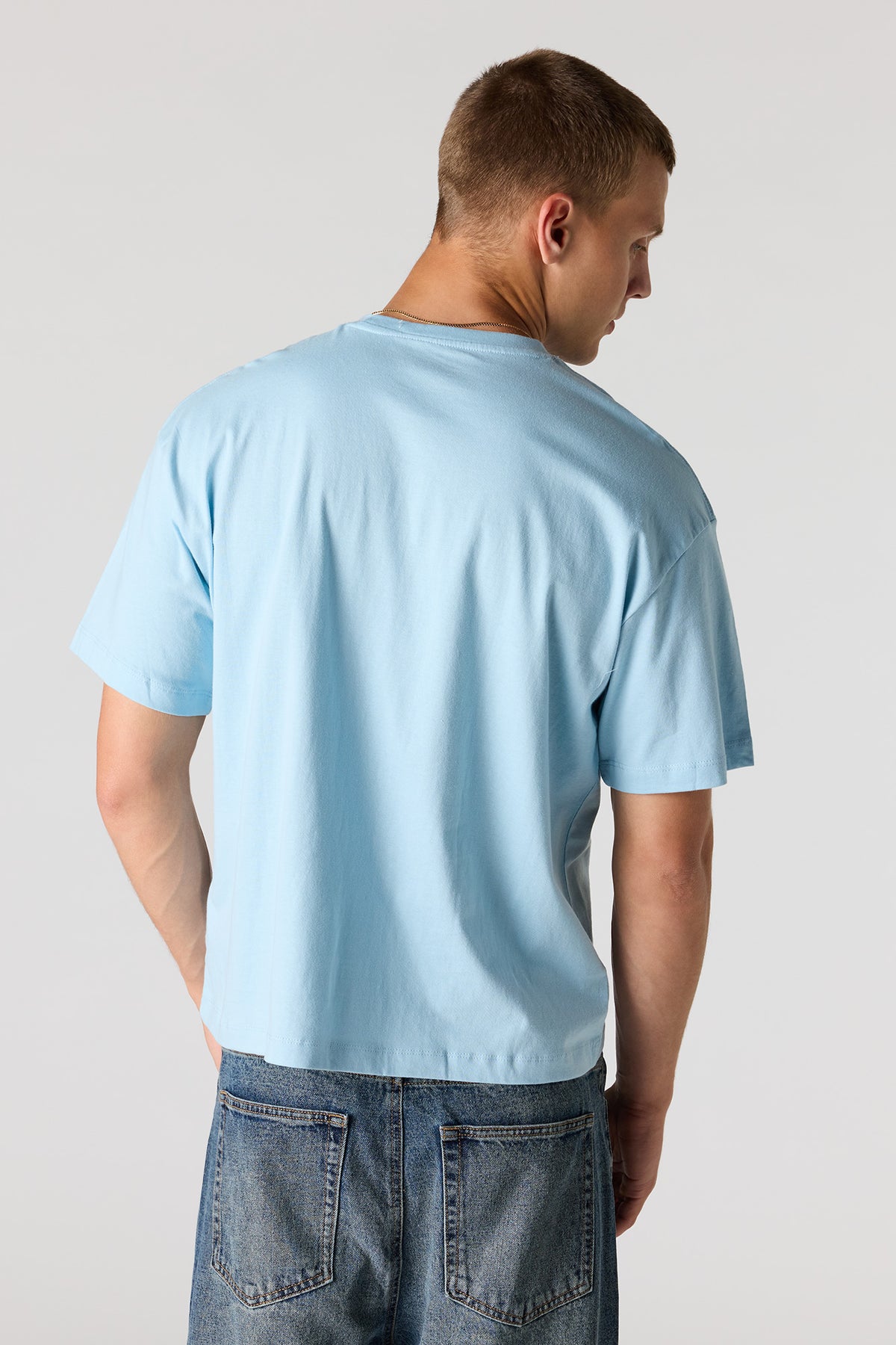 Alt View 2. Boxy T-Shirt - Light Blue