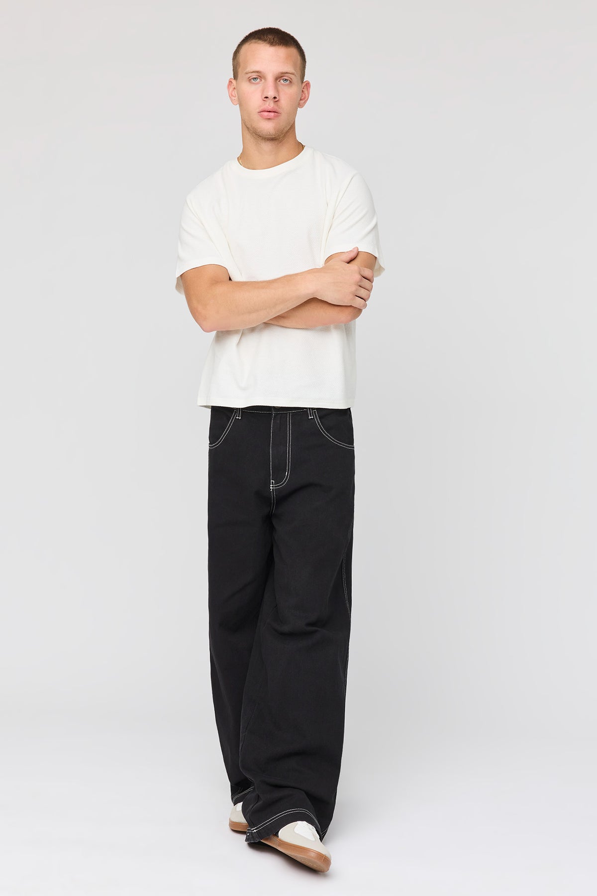 Vue alternative 3. T-shirt texturé