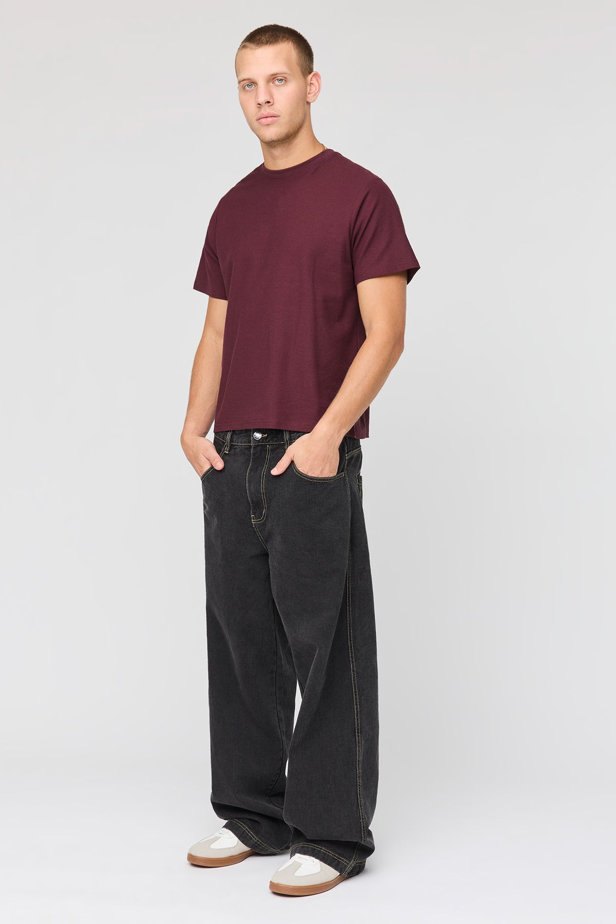 Vue alternative 3. T-shirt texturé