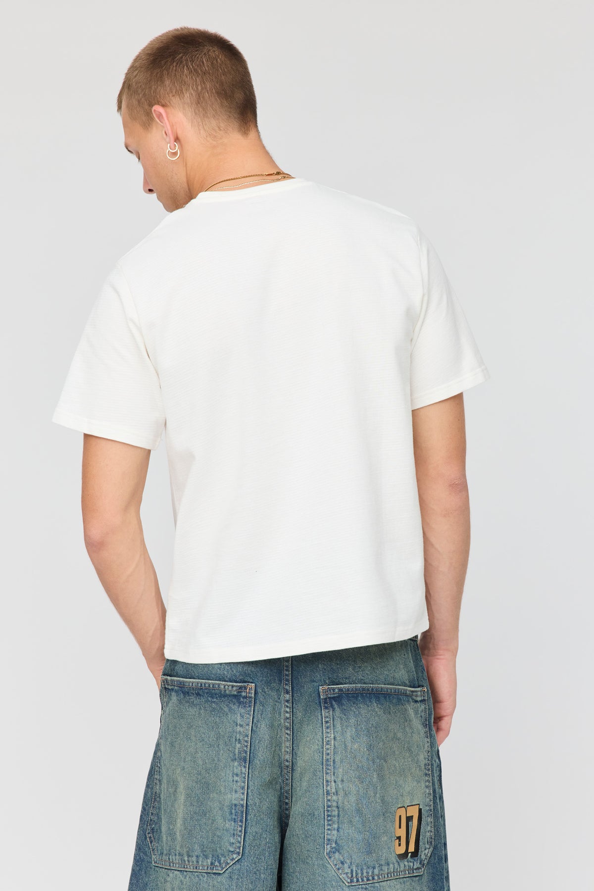 Alt View 2. Textured T-Shirt - White