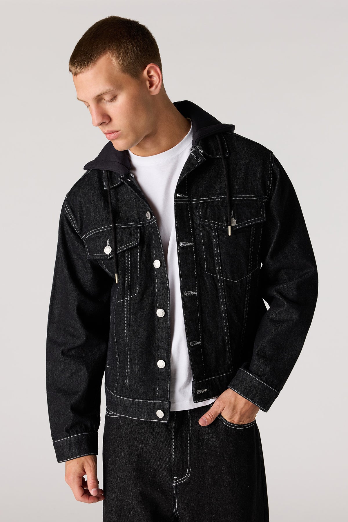 Alt View 4. Denim Removable Hooded Trucker Jacket - Pure Black