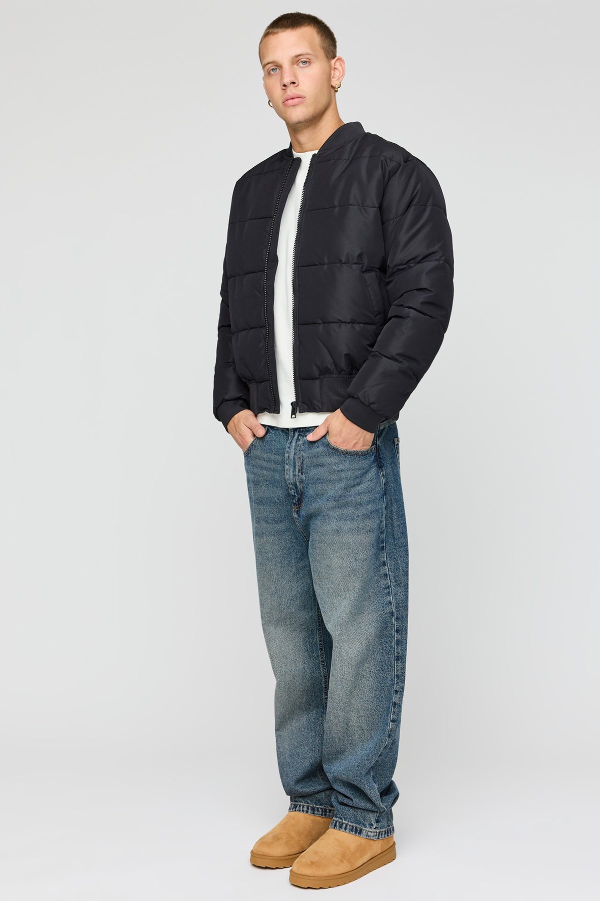Alt View 3. City Puffer Jacket - Black
