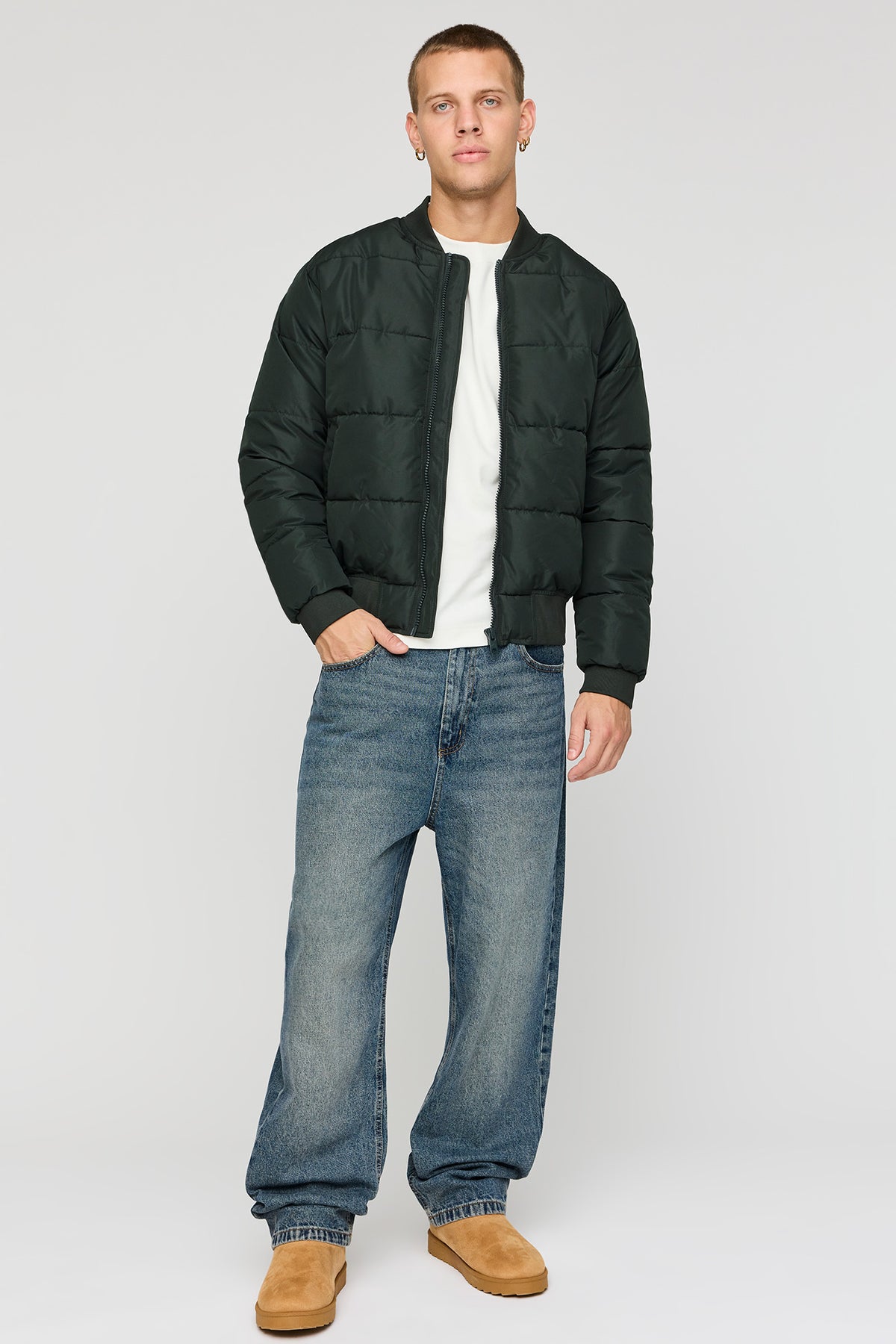 Alt View 3. City Puffer Jacket - Hunter Green