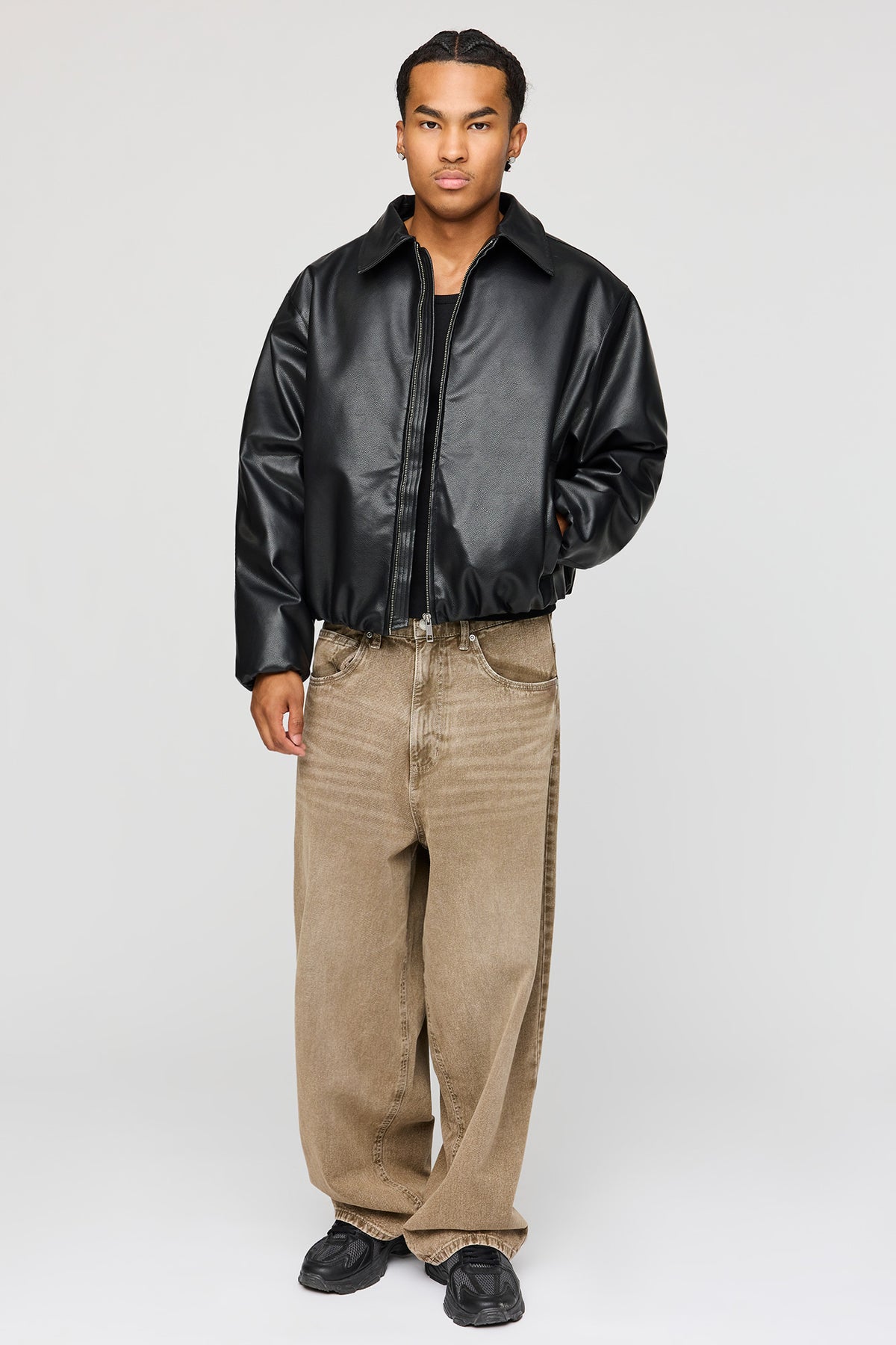 Vue alternative 3. Blouson aviateur en similicuir