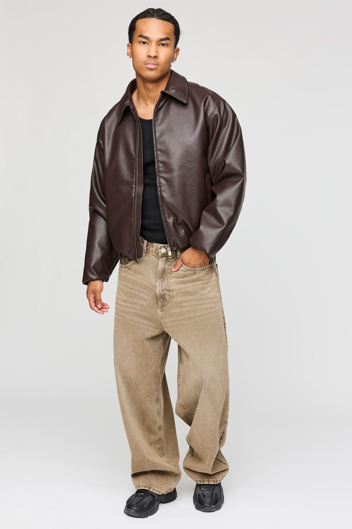 Vue alternative 3. Blouson aviateur en similicuir