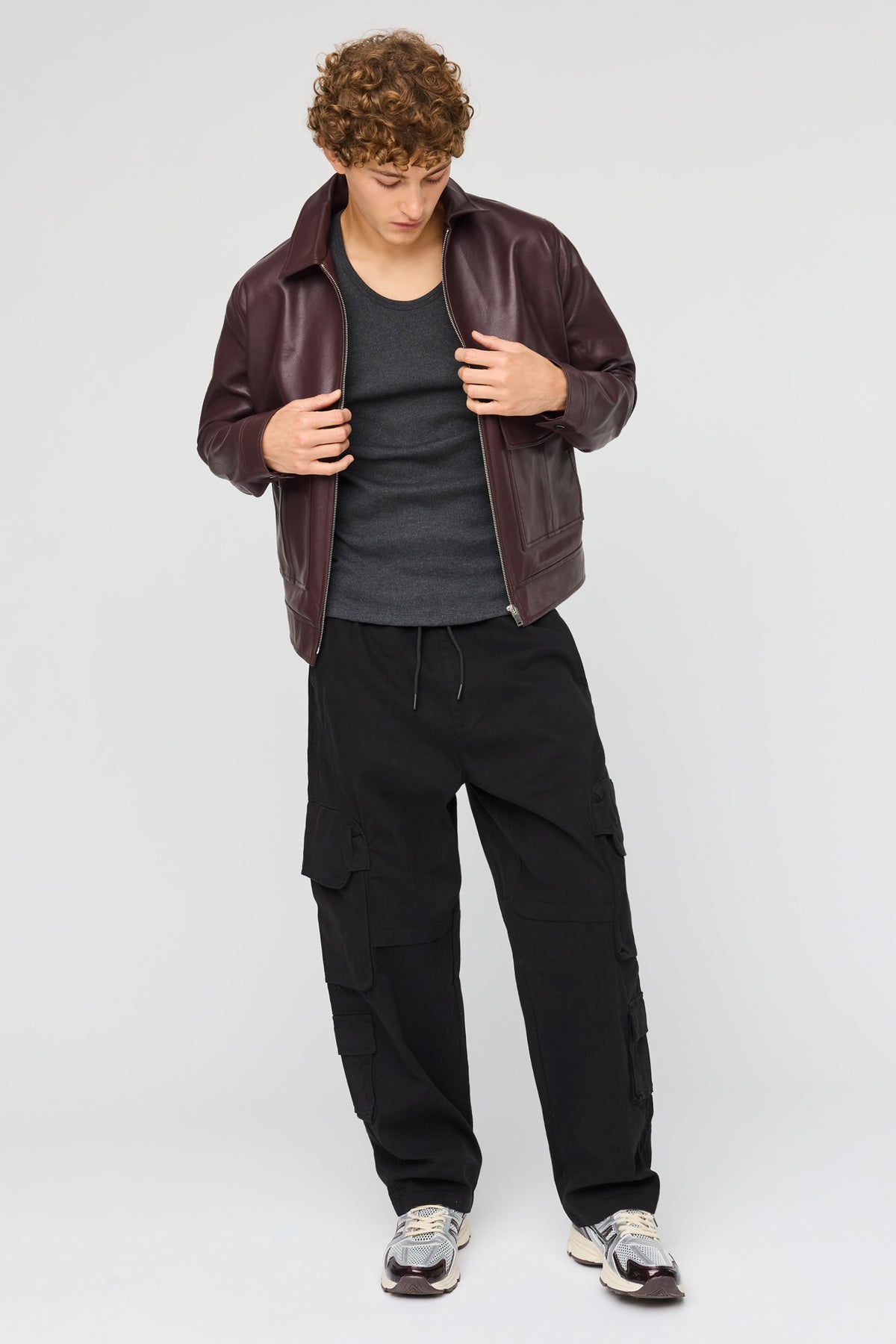Alt View 3. Faux Leather Bomber Jacket - Burgundy