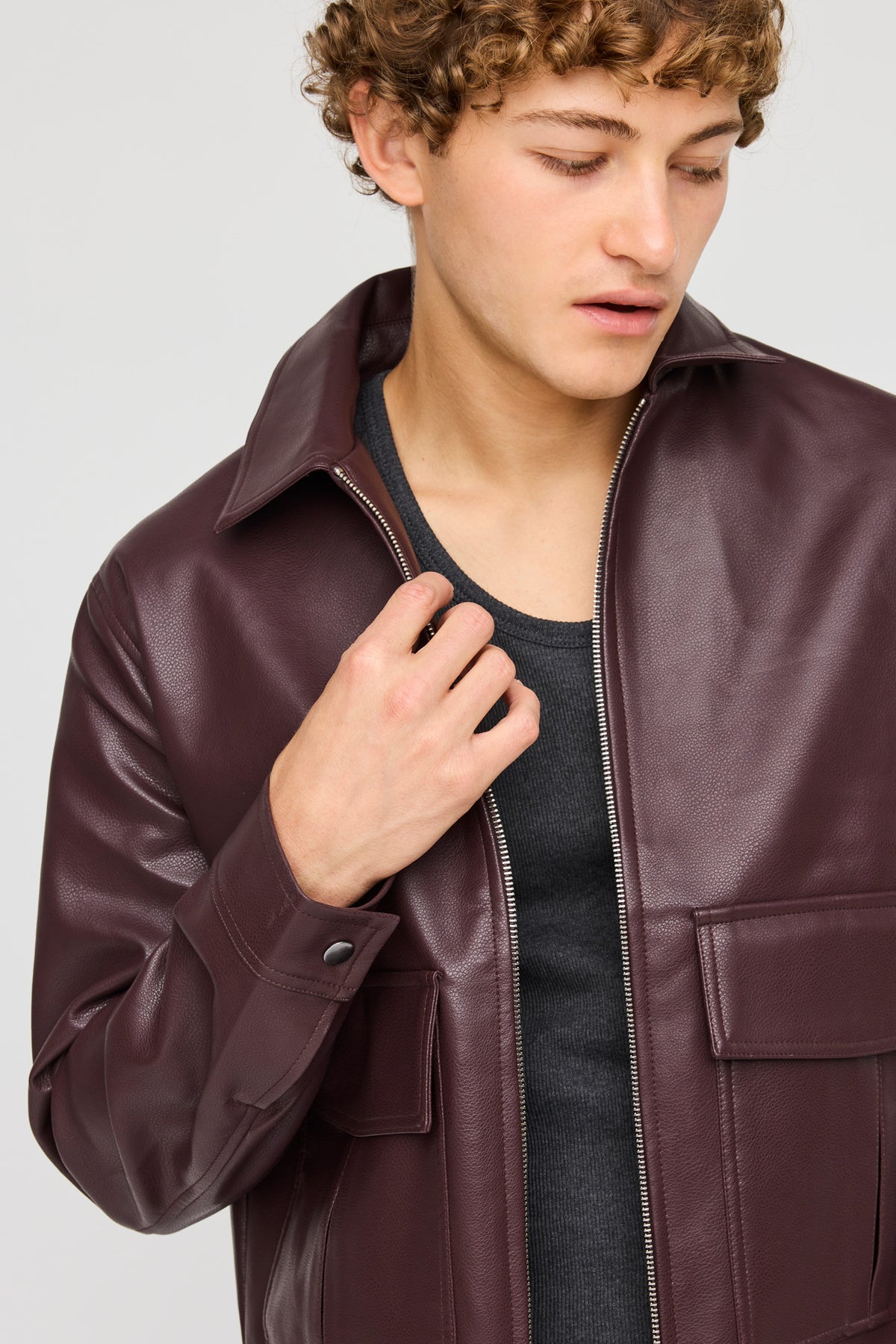 Alt View 4. Faux Leather Bomber Jacket - Burgundy