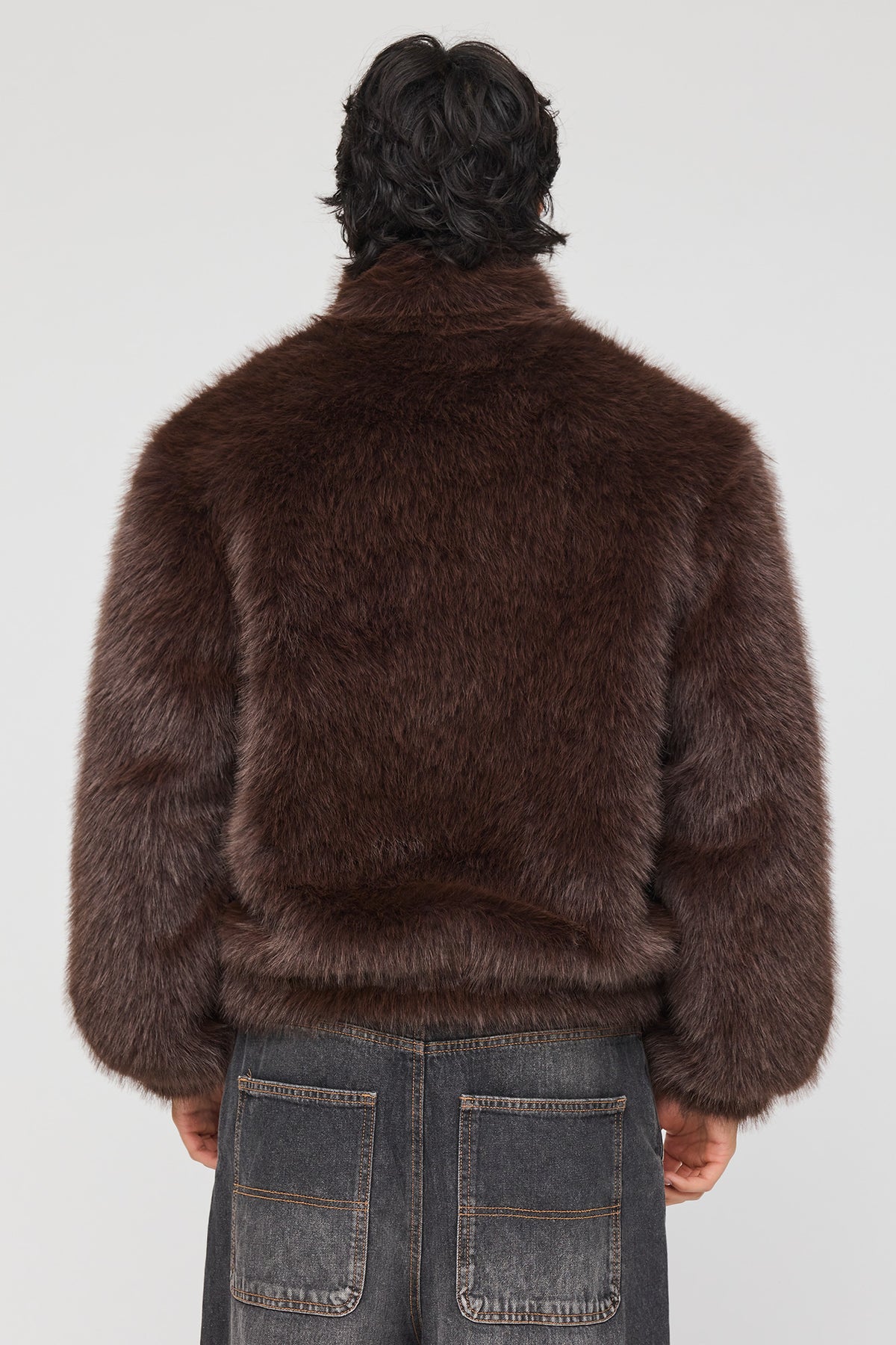 Vue alternative 2. Blouson avec col en similifourrure et fermeture à glissière