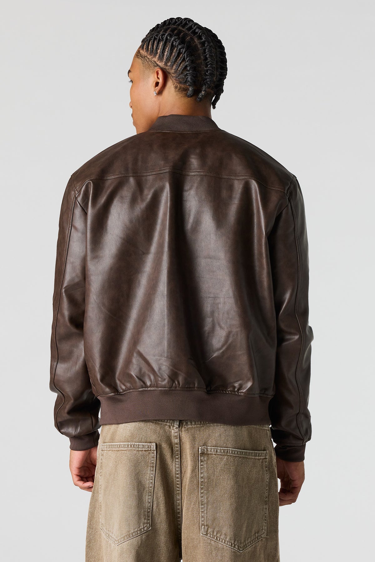 Vue alternative 2. Blouson aviateur en similicuir
