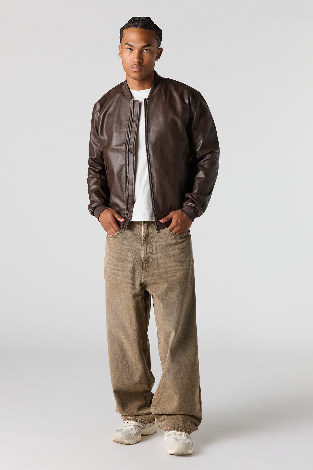 Vue alternative 3. Blouson aviateur en similicuir