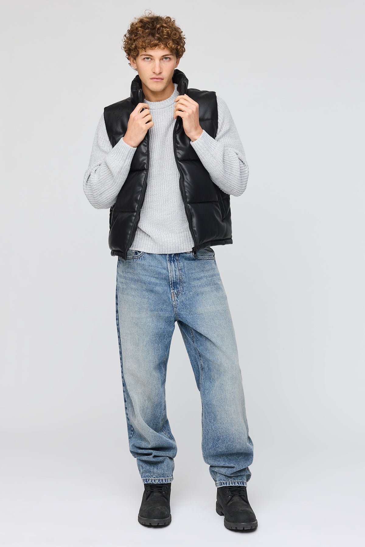 Vue alternative 3. Veste bouffante en similicuir