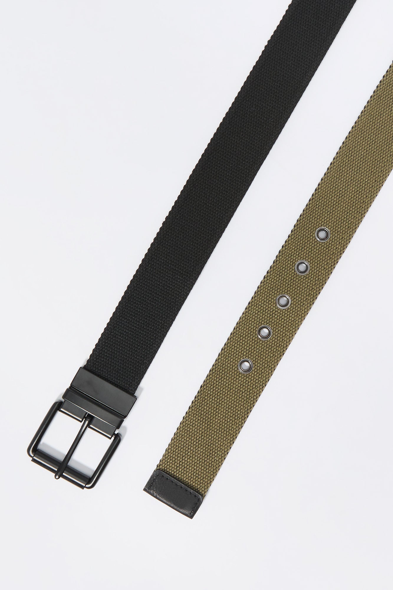 Reversible Grommet Belt