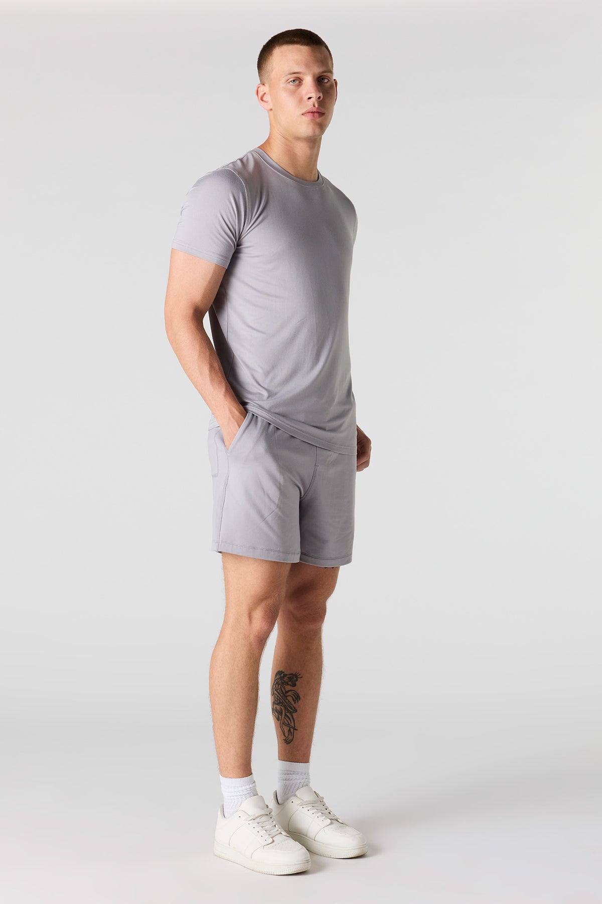 Vue alternative 3. T-shirt Active