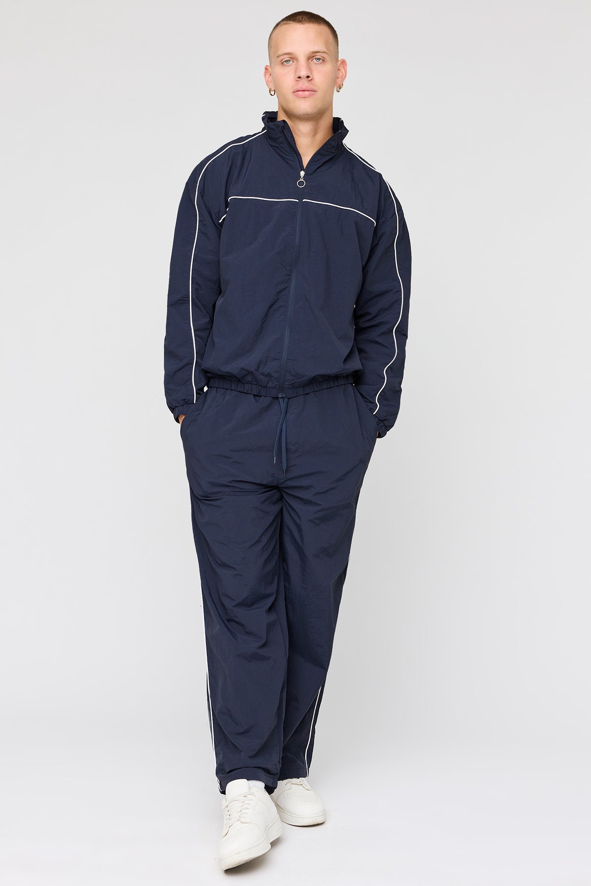 Vue alternative 3. Veste en nylon