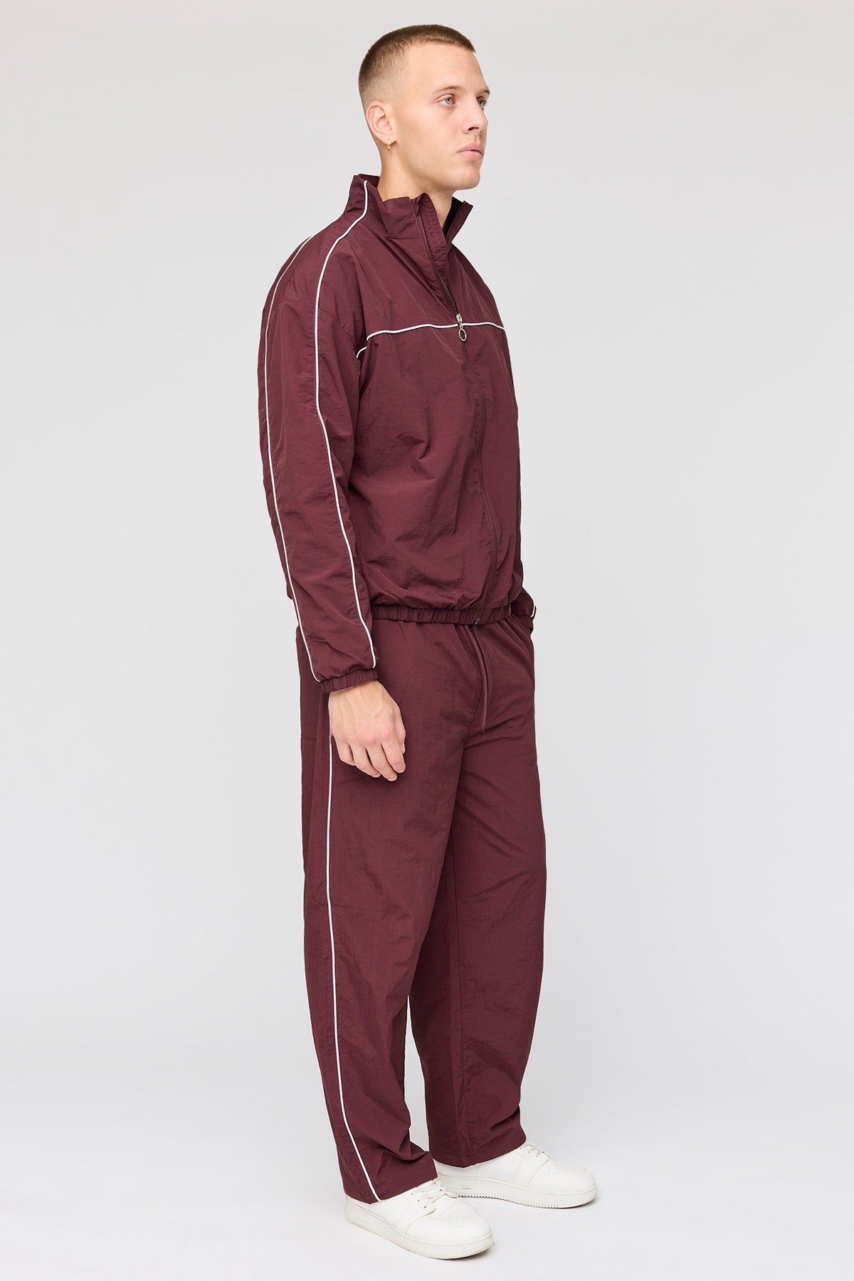 Vue alternative 2. Pantalon en nylon