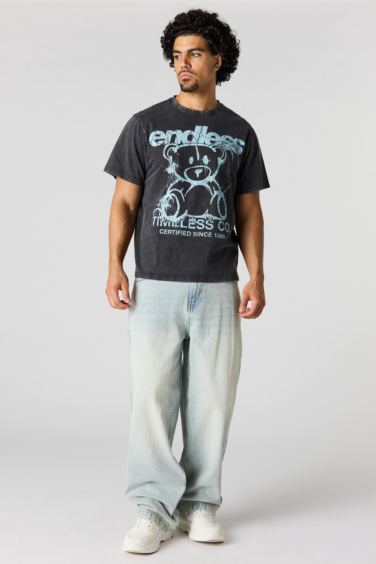 Alt View 3. Bear Graphic Washed T-Shirt - Charcoal