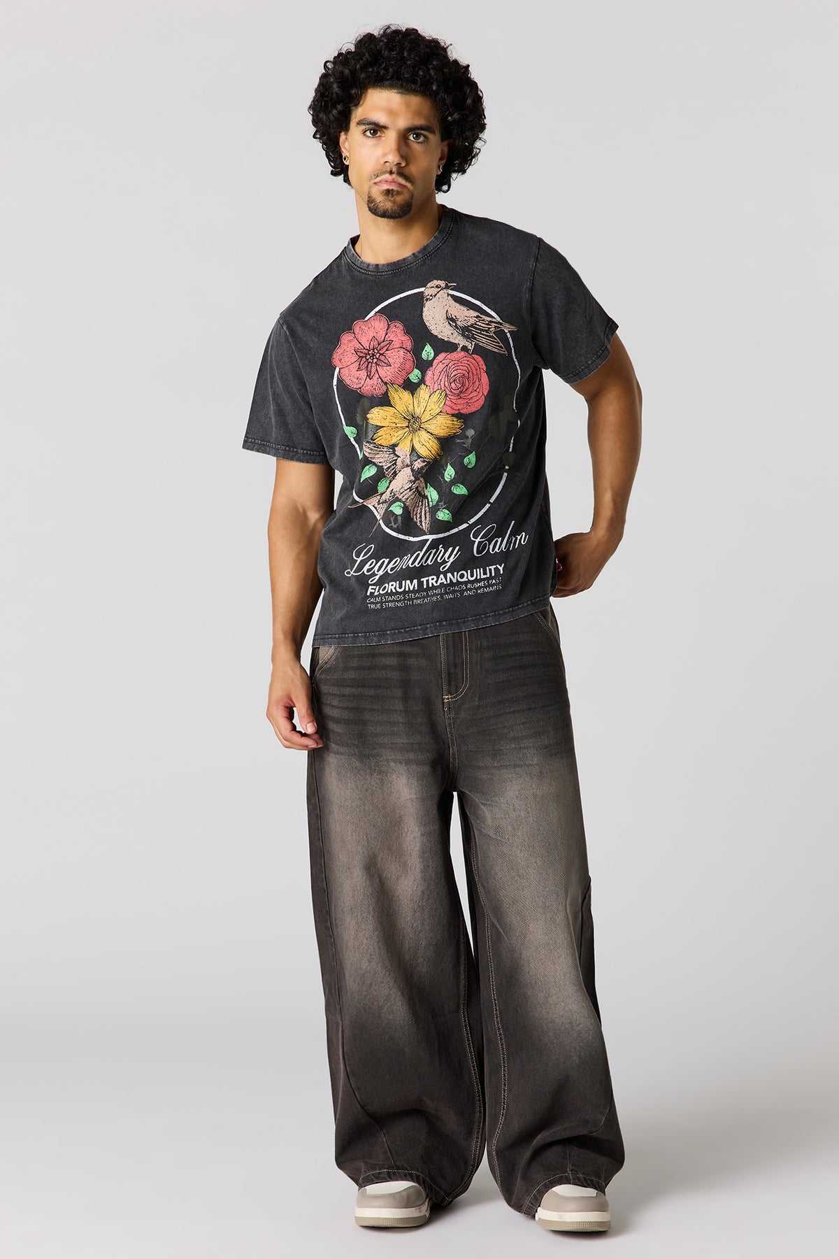 Alt View 3. Floral Graphic Washed T-Shirt - Black